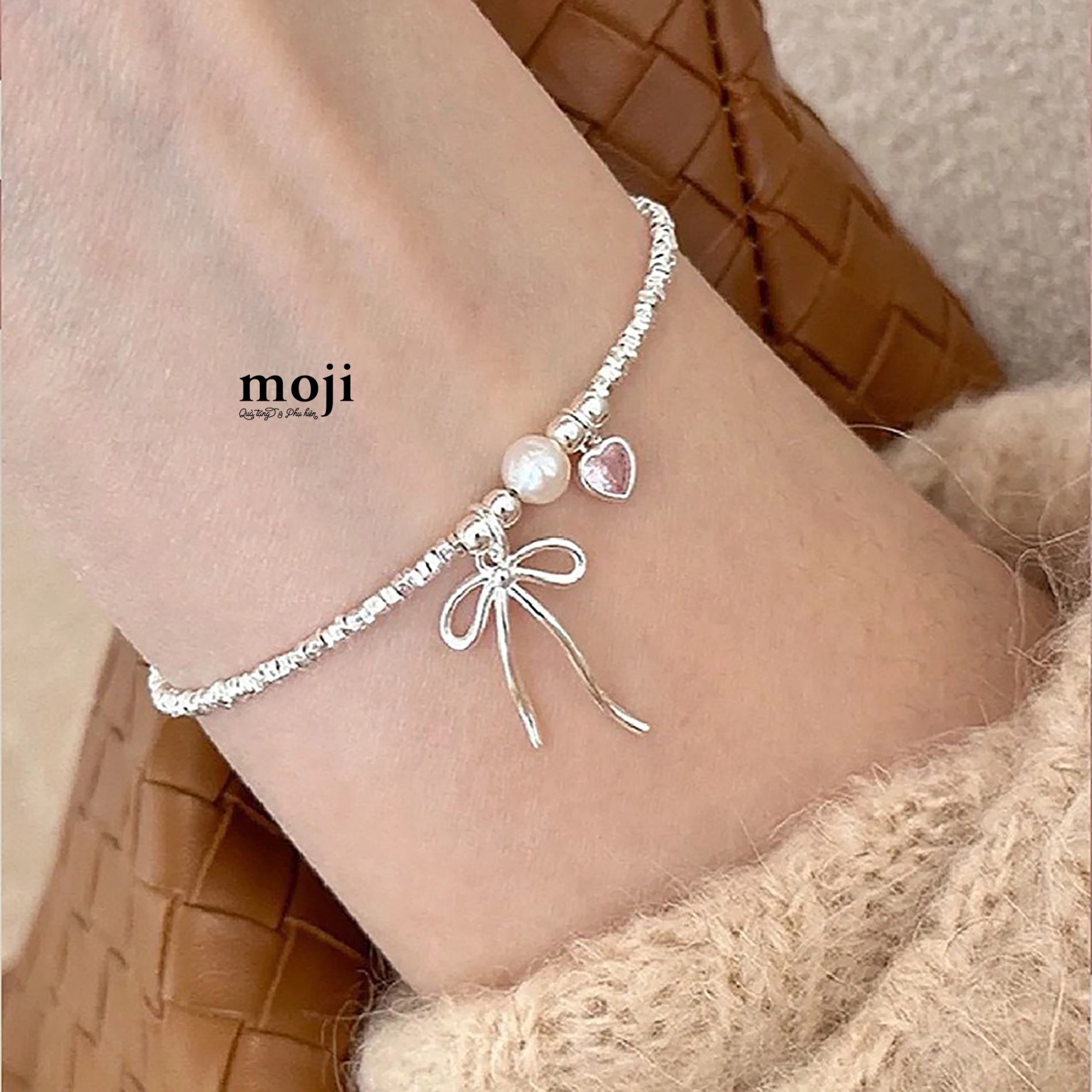 Vòng tay mạ bạc Bow nơ ngọc trai khối tròn heart trái tim