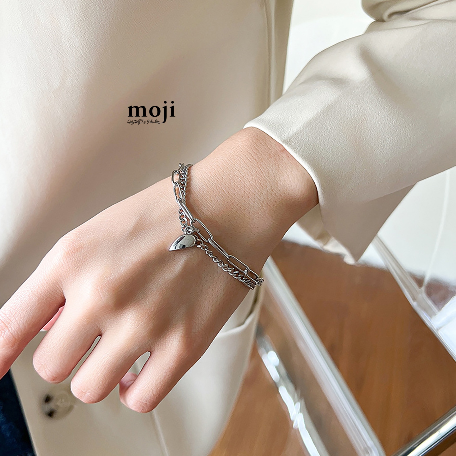 ThumbnailUri