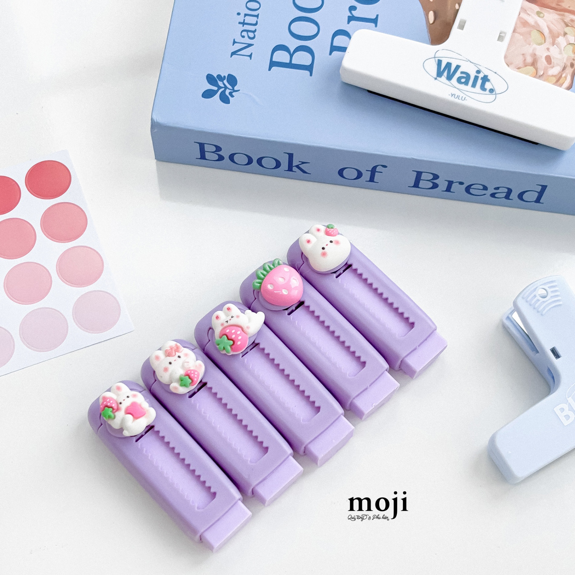 Cục tẩy gôm Rabbit fruit strawberry kèm phụ kiện