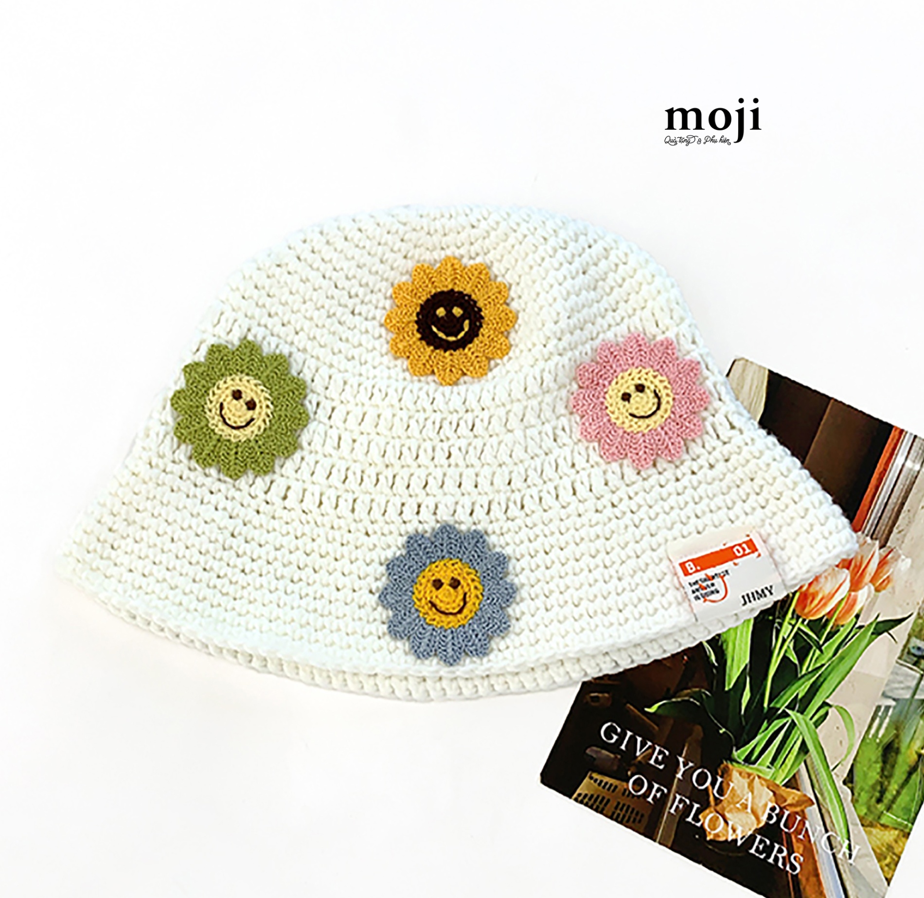 Mũ nón bucket móc len Colorful flower smiley