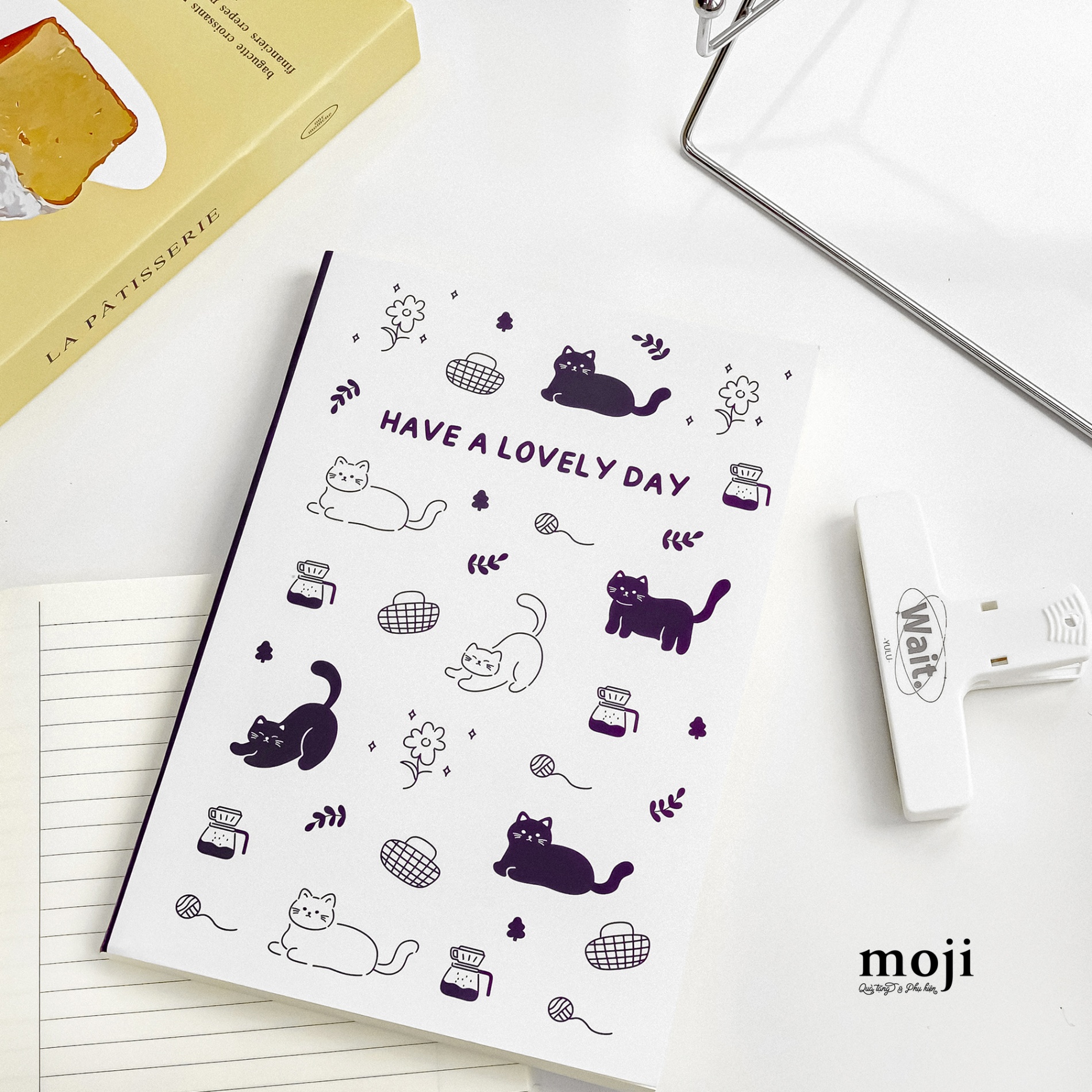Sổ vở MZHS Cute cat have a lovely day 17x24 200 trang