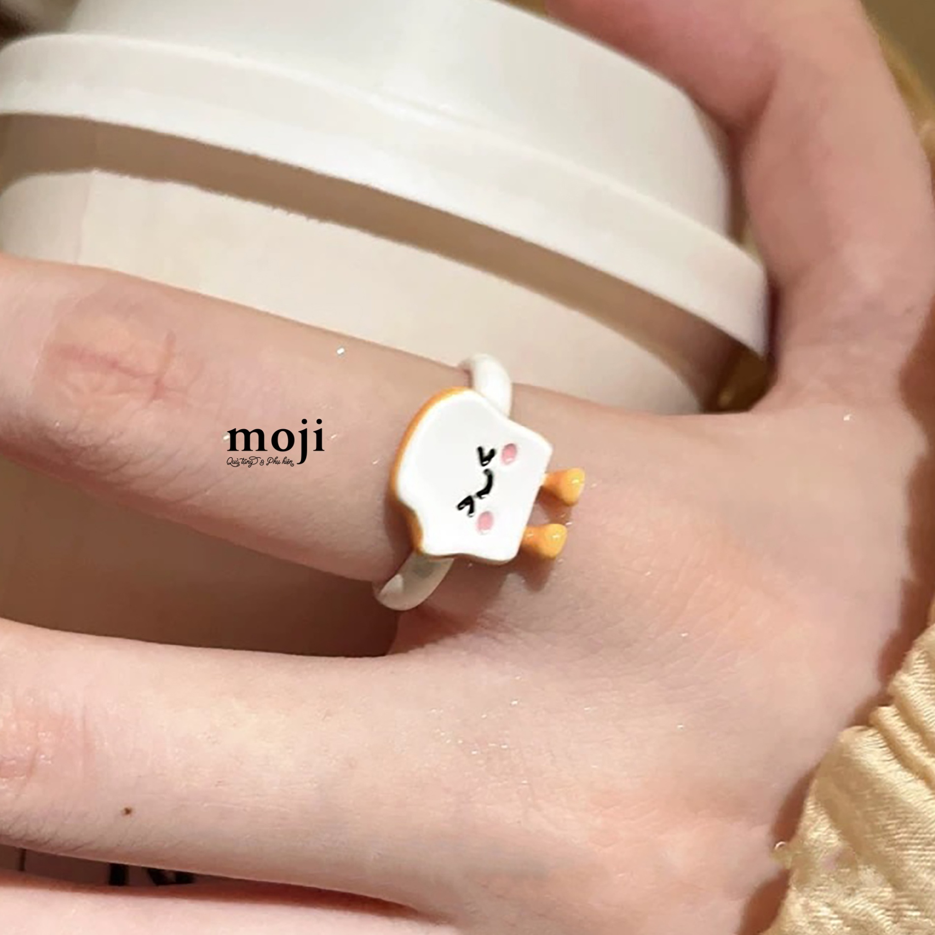 ThumbnailUri