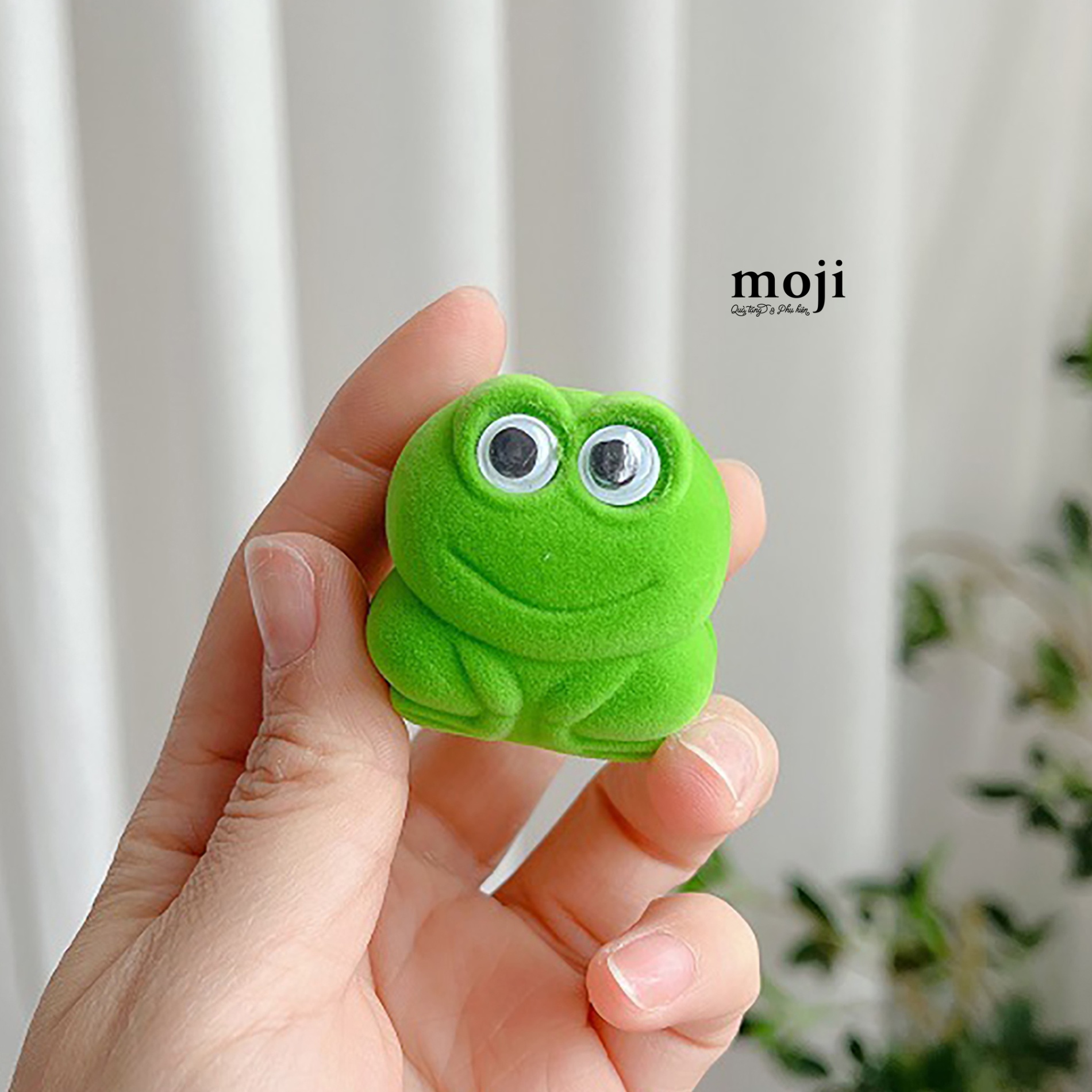 ThumbnailUri