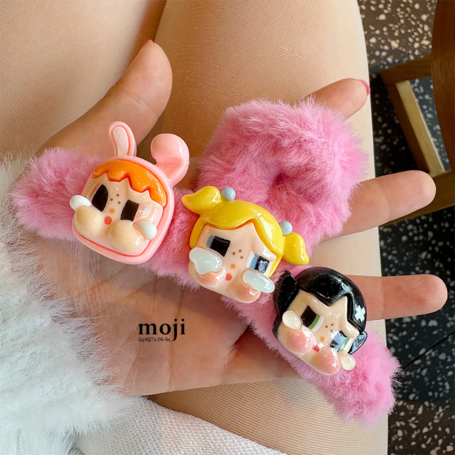 Kẹp tóc càng cua lông xù unoff Crybaby triple face