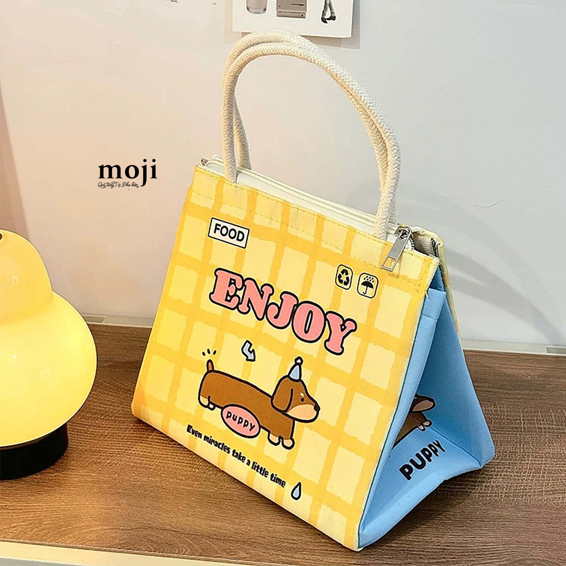 Túi đựng cơm giữ nhiệt Dachshund dog enjoy food nền kẻ ô 16x20x24