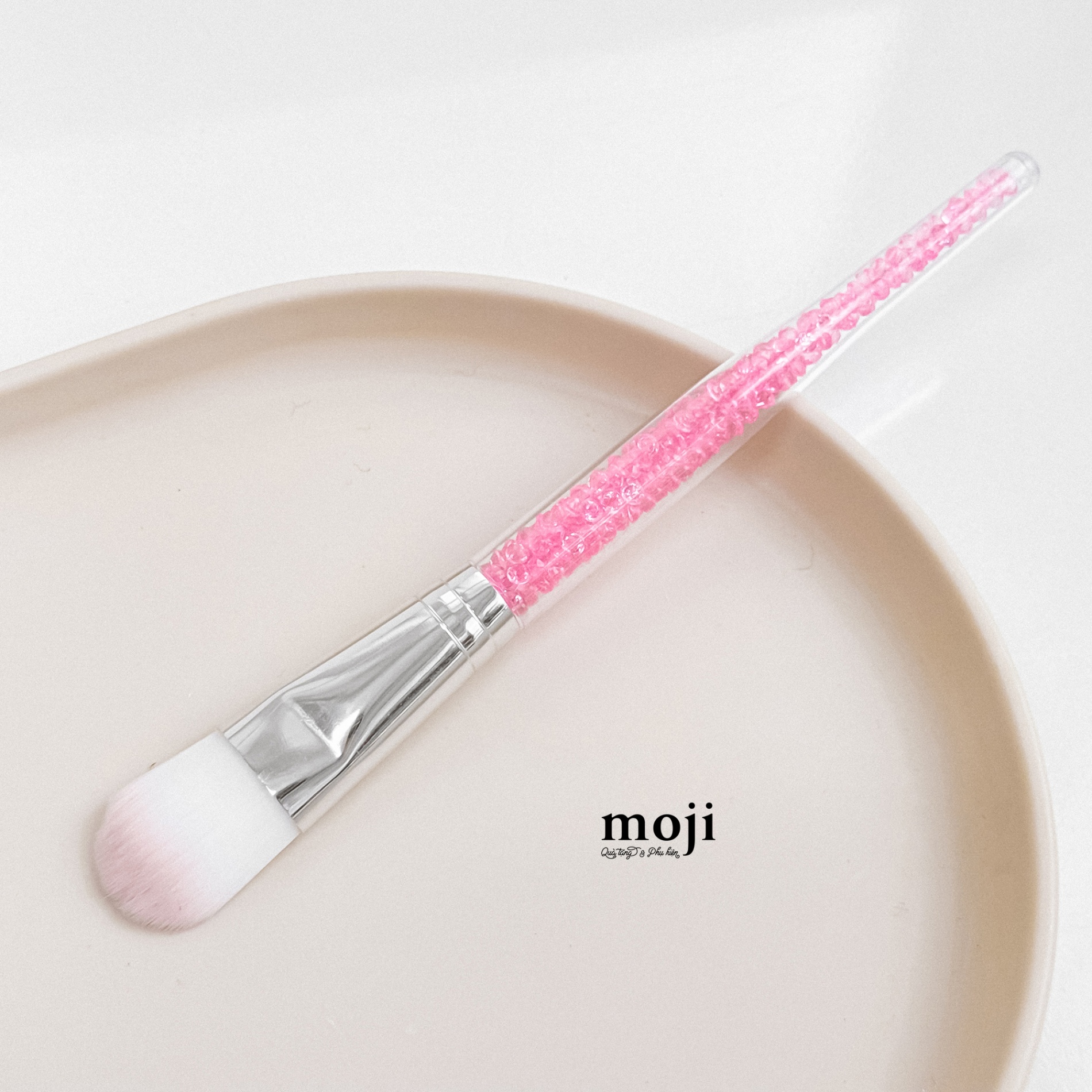Cọ trang điểm MJ Basic đá màu