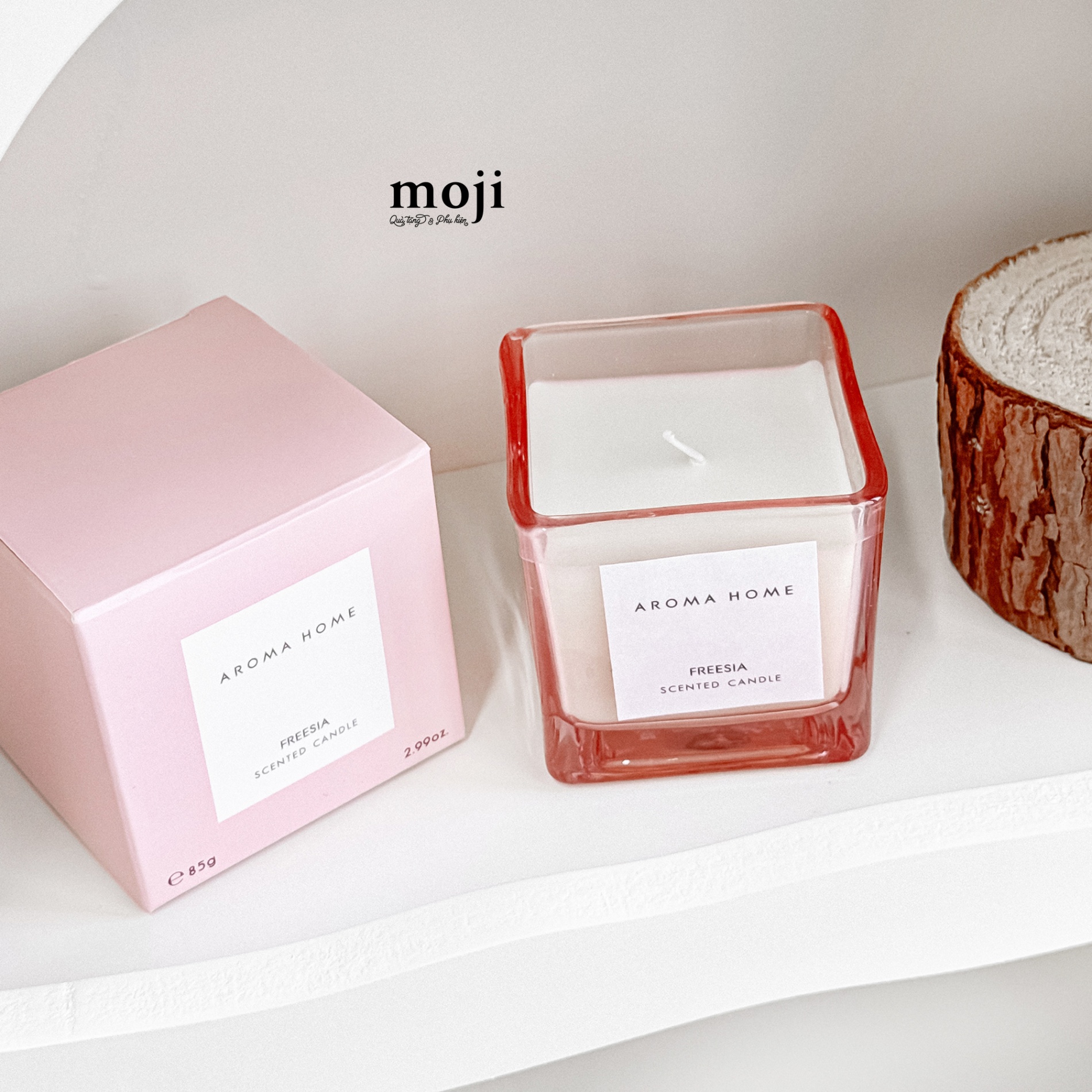 Nến thơm hũ Aroma home dáng vuông with pear freesia 6x6