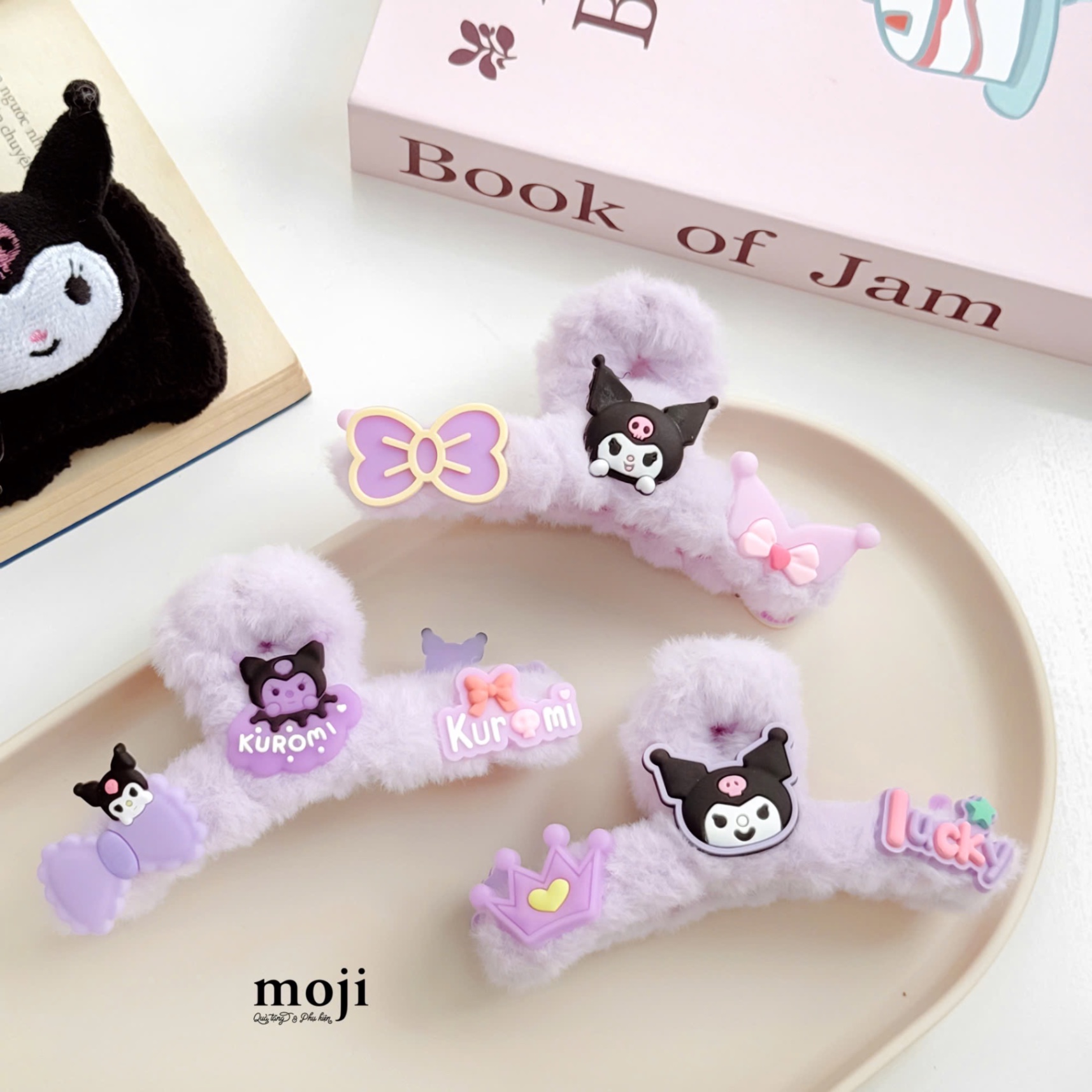 Kẹp tóc càng cua lông xù Sanrio family Kuromi lucky bow nơ