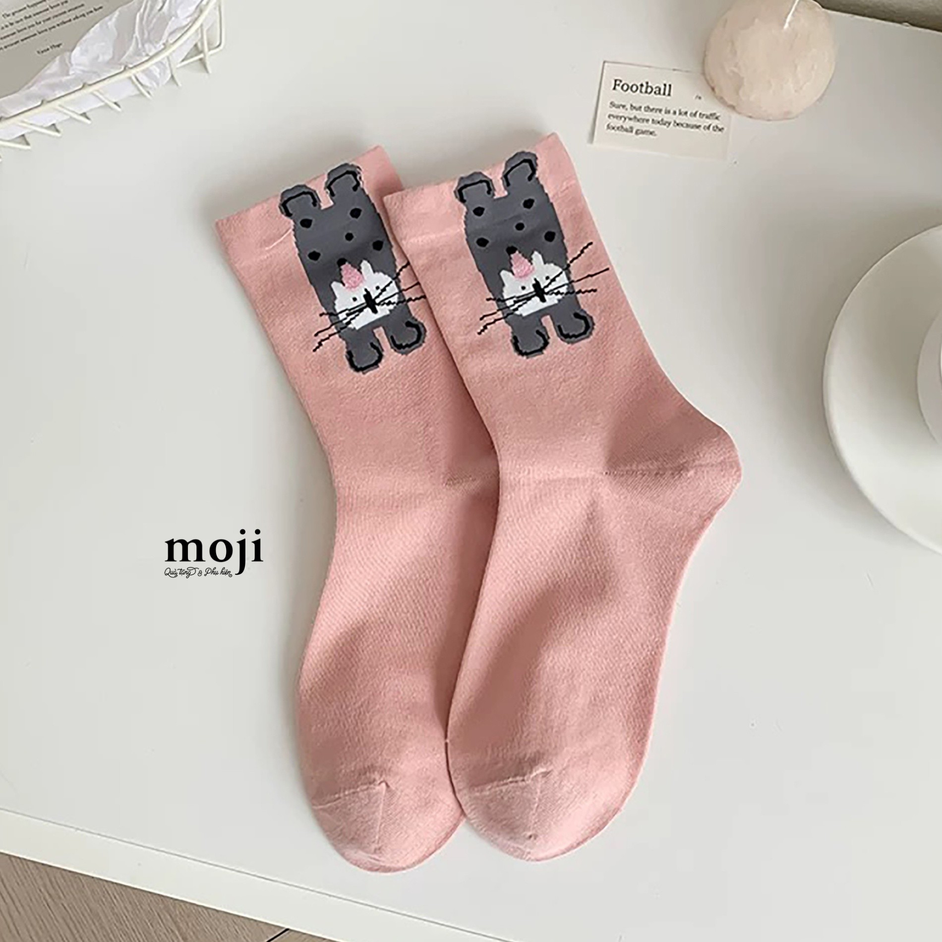 Tất vớ cổ cao Cat mèo chấm bi trồng chuối