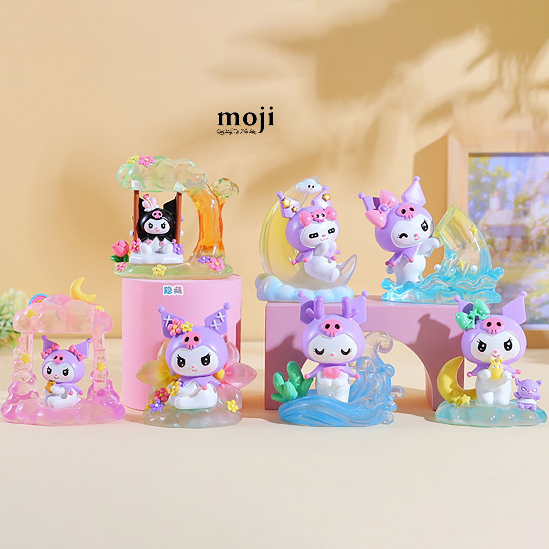 Blindbox tượng Sanrio family Kuromi tím in wonderland