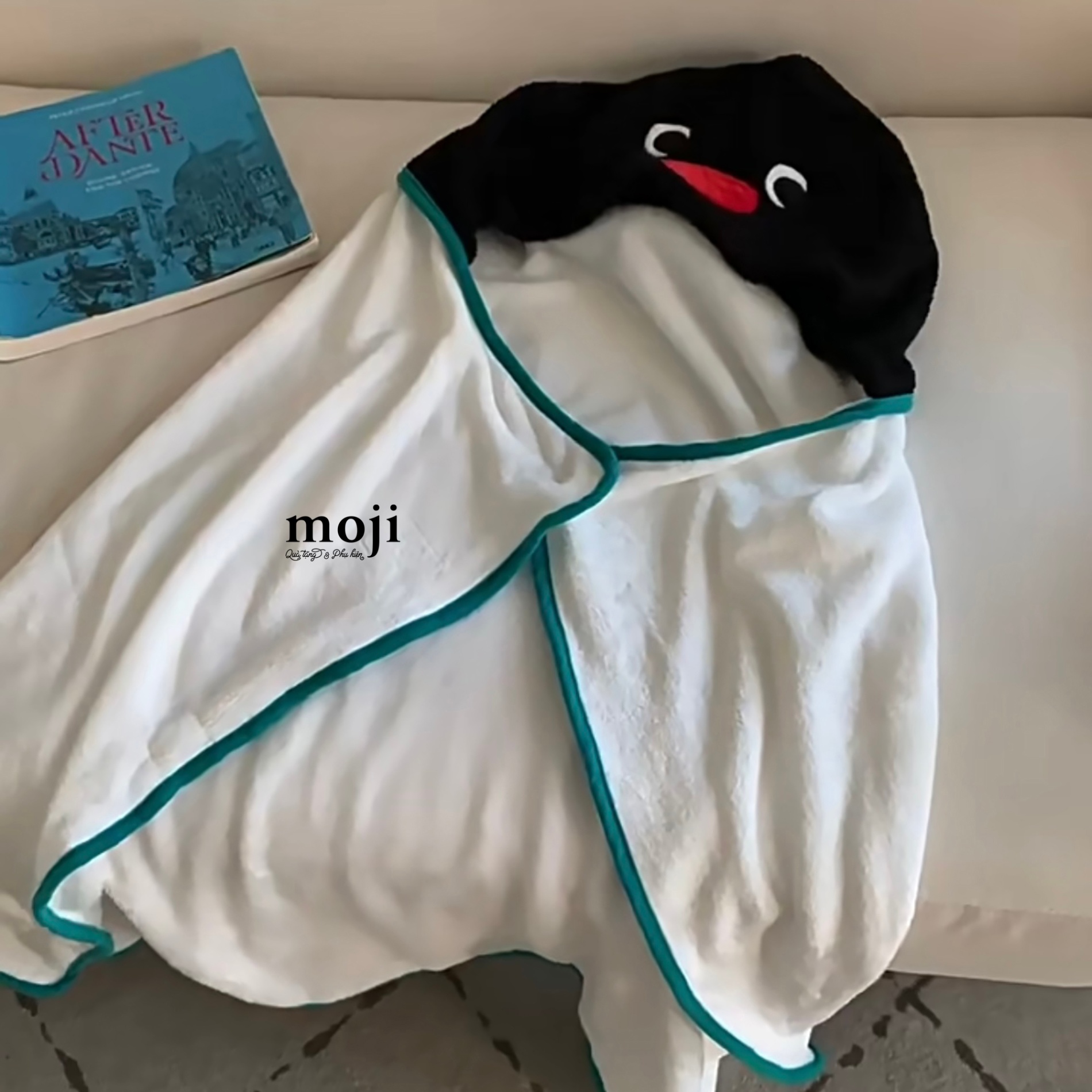 Chăn mền kèm mũ Penguin chim cánh cụt 85x105