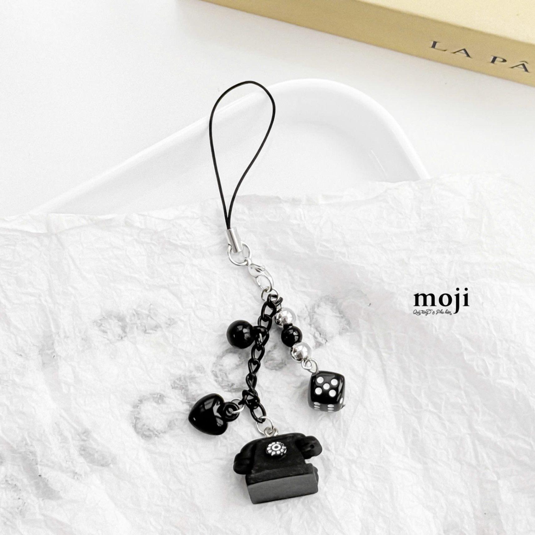 Móc đeo điện thoại Điện thoại heart dice xúc xắc
