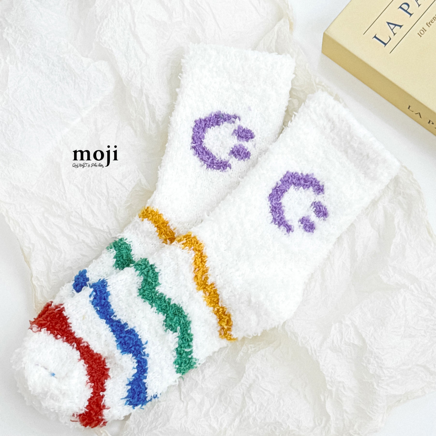 Tất vớ cổ cao lông xù Smiley đường cong màu sắc