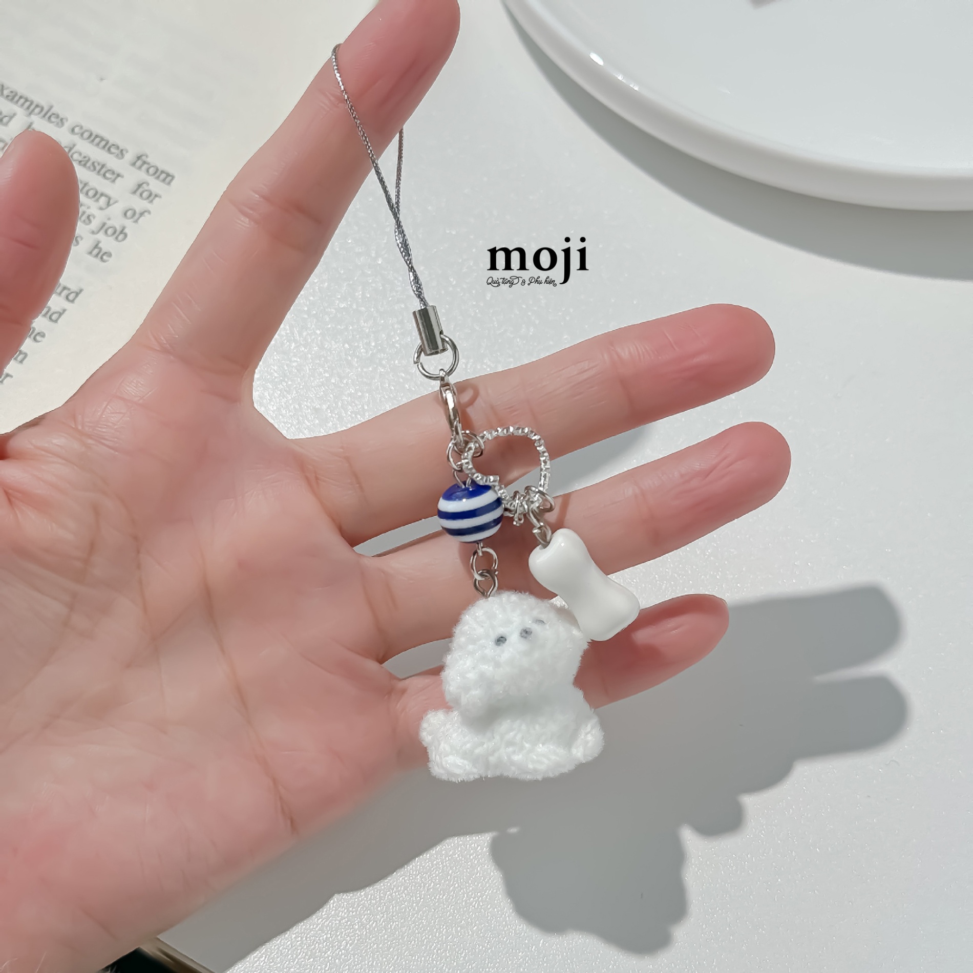 Móc đeo điện thoại Cute dog heart bone
