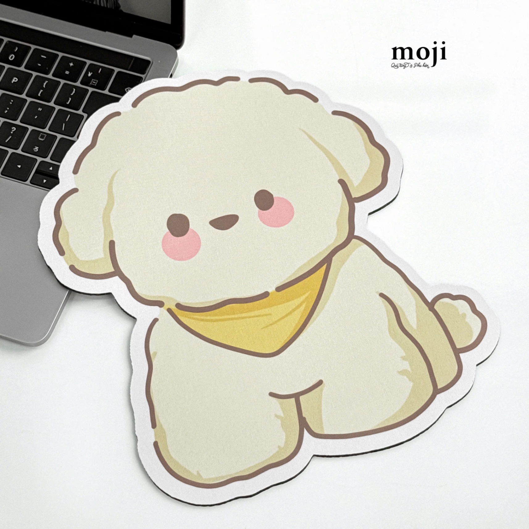 Lót chuột Cute dog má hồng đeo khăn vàng 23x26
