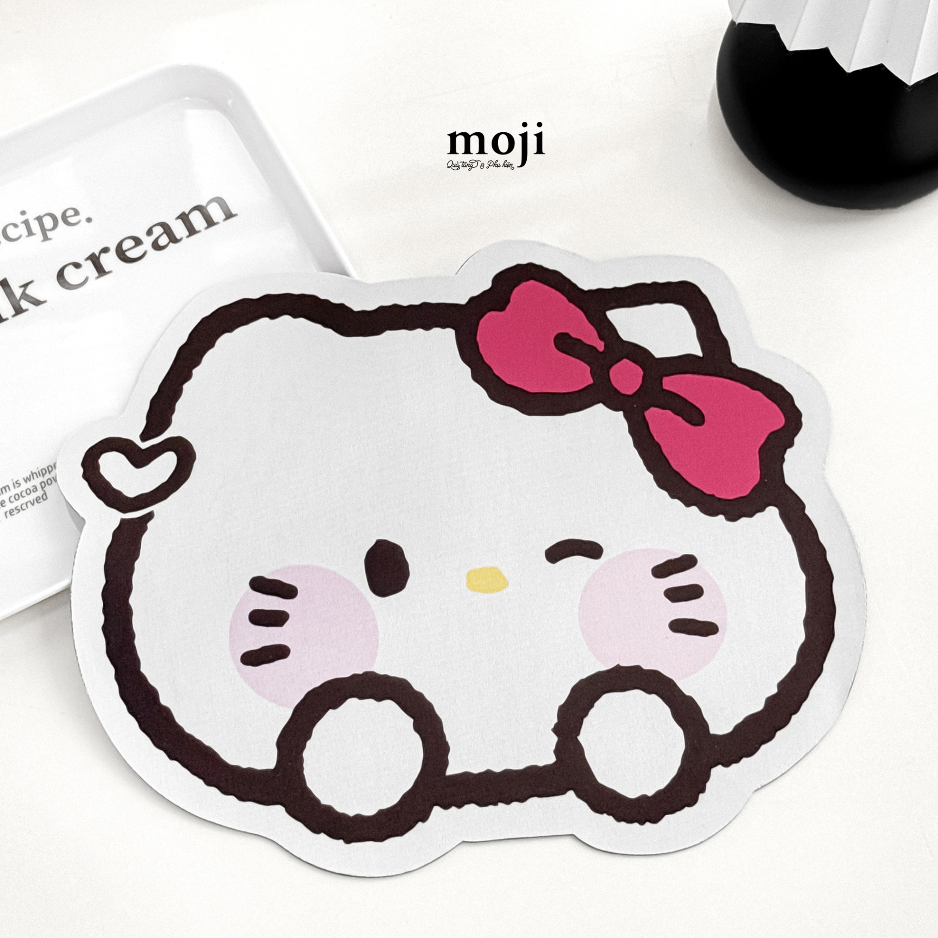 Lót chuột Sanrio family Hello Kitty face heart 24x30