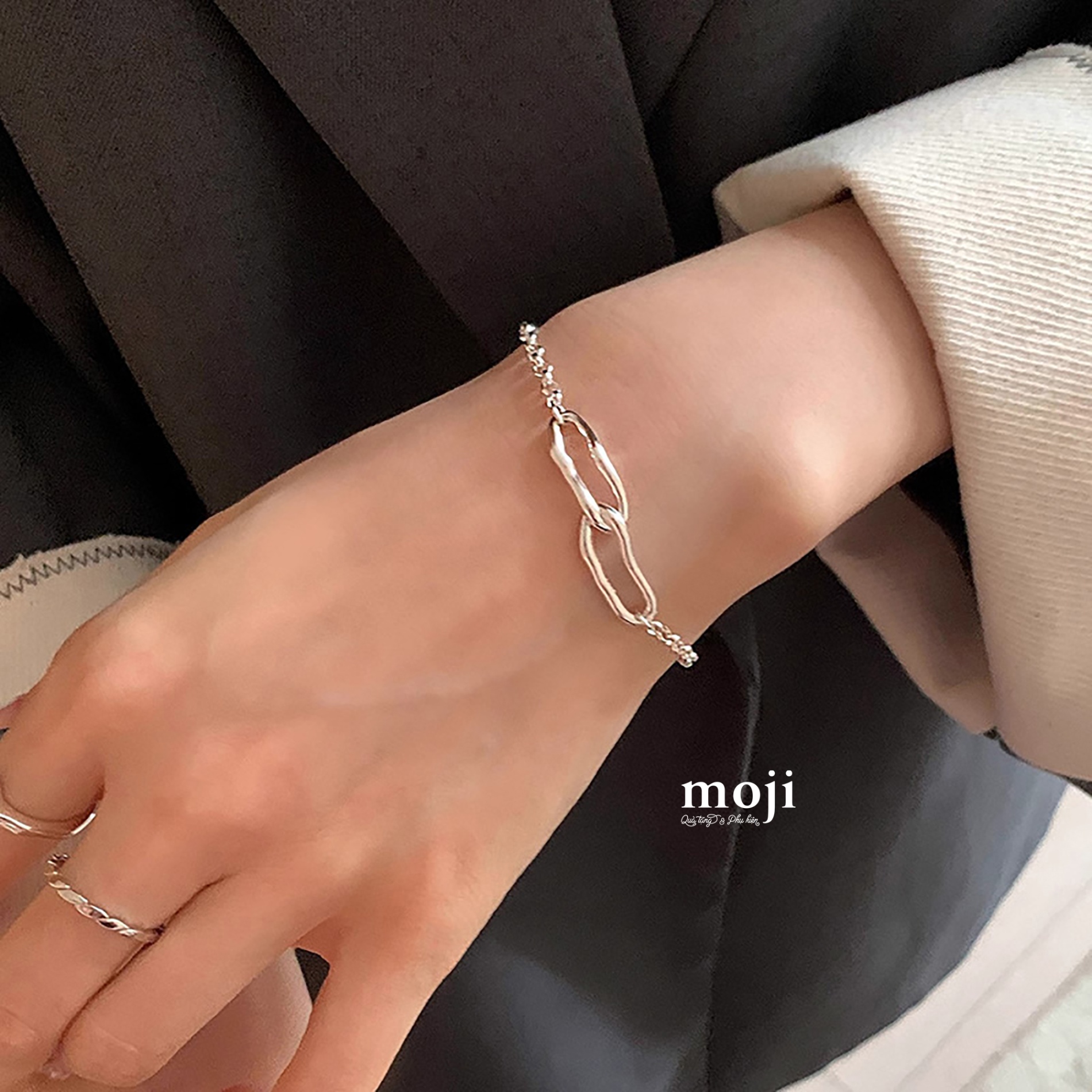Vòng tay mạc bạc Double abstract line
