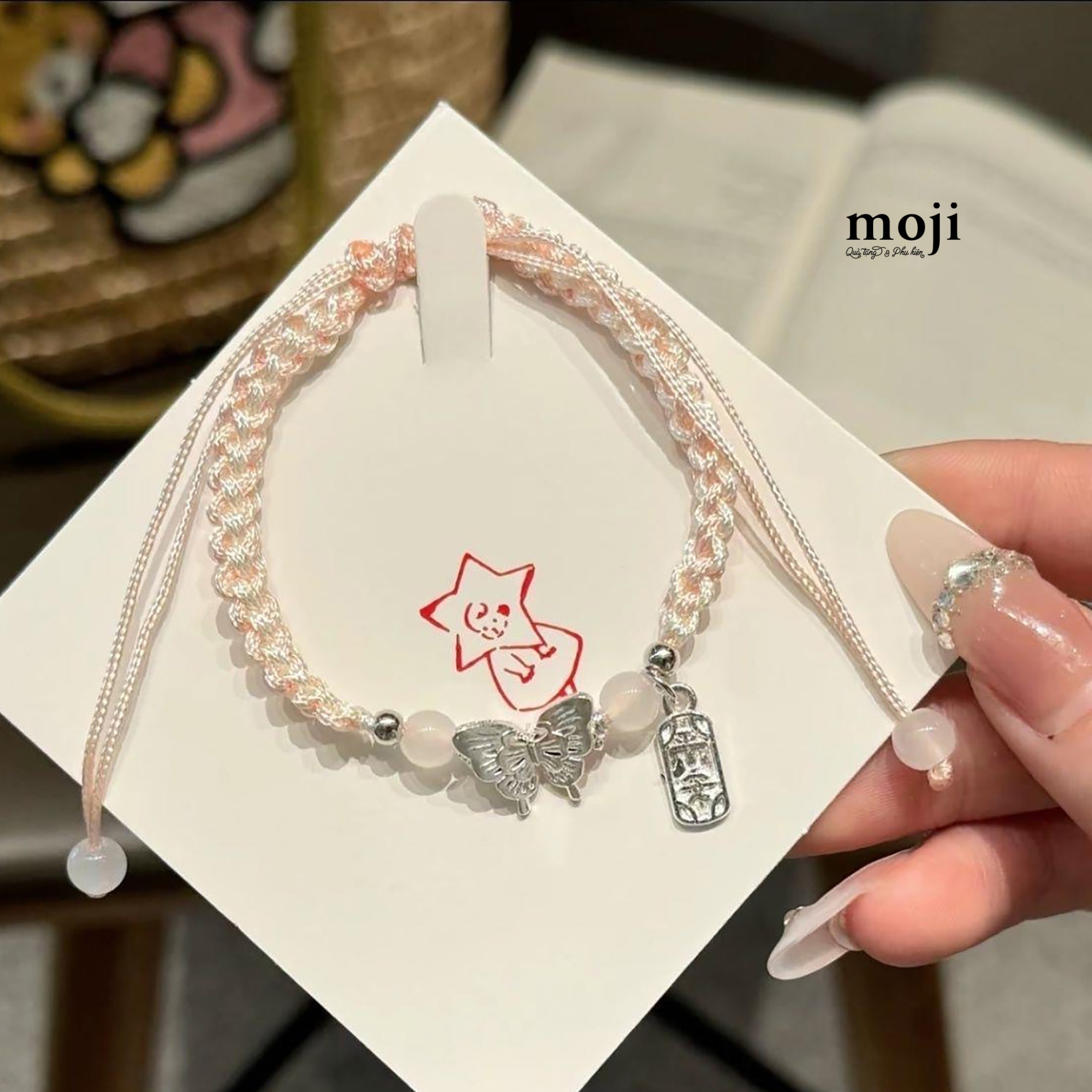 Vòng tay tết chỉ màu Butterfly hạt tròn phối màu