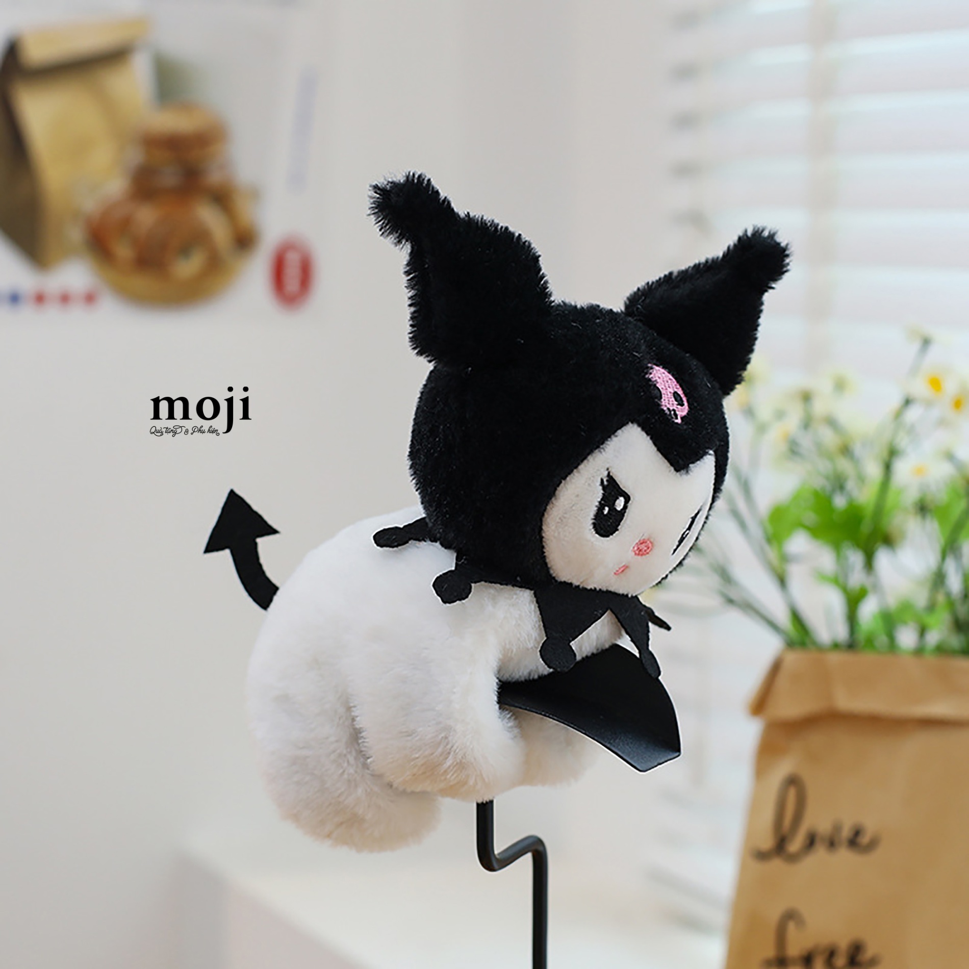 Gấu bông vòng tay Sanrio family Kuromi phối màu 17cm