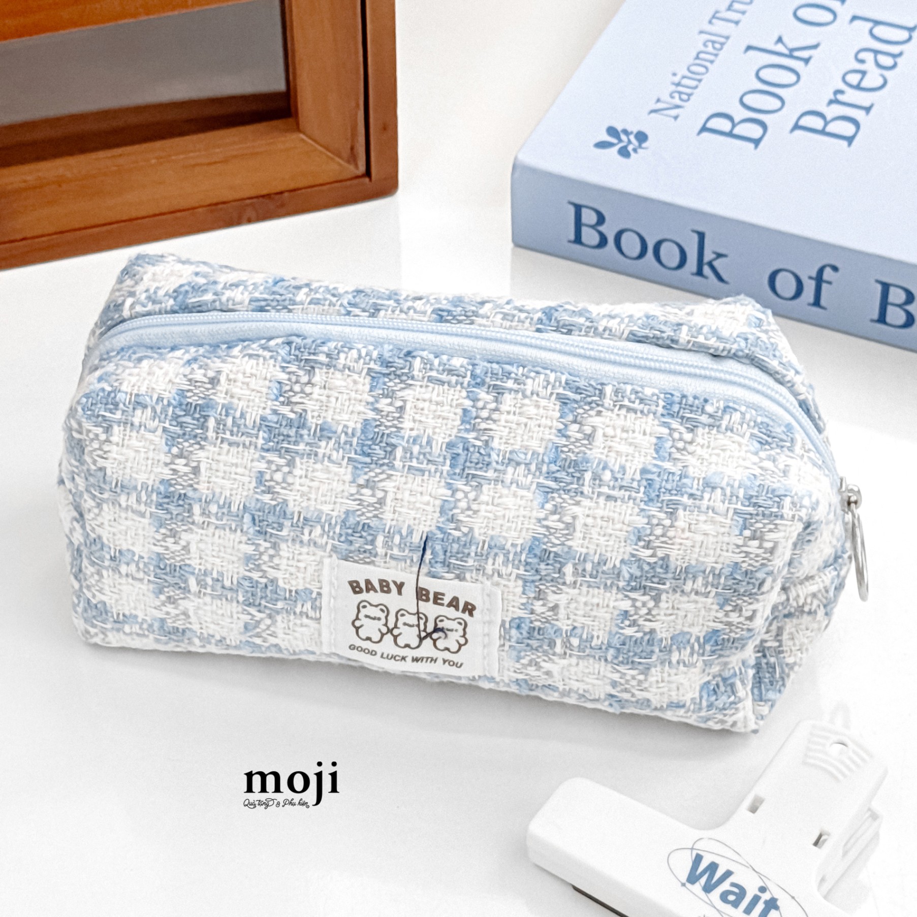Hộp bút lớn họa tiết kẻ ô vải xước 7x8x18