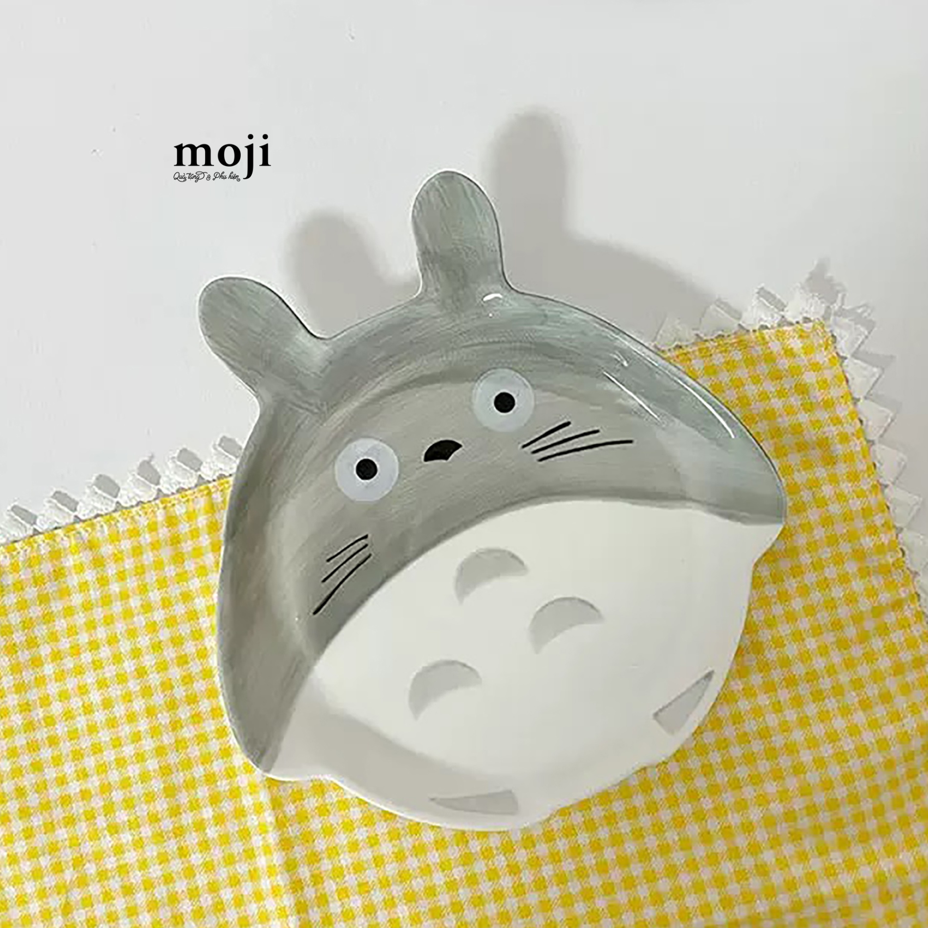 Đĩa gốm sứ Totoro basic face có tai 16x17