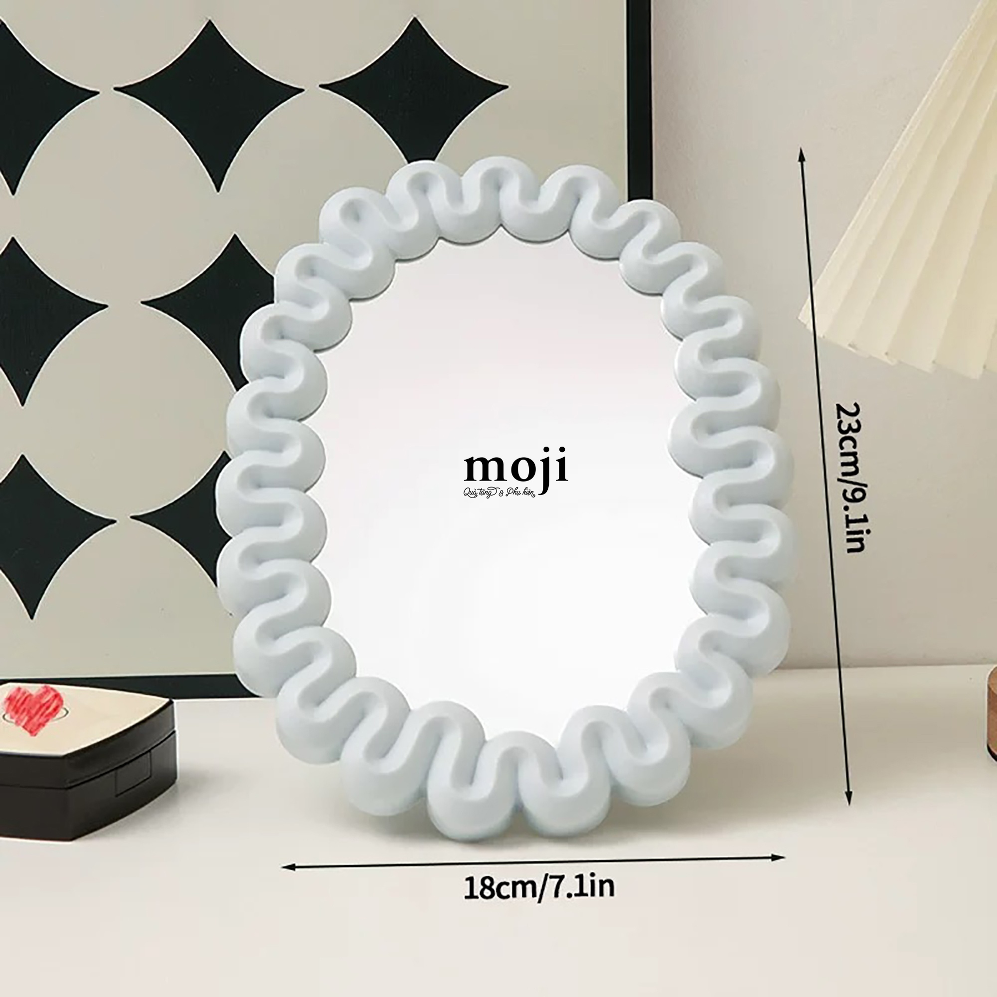 Gương để bàn treo tường Oval viền kem wave 17x22