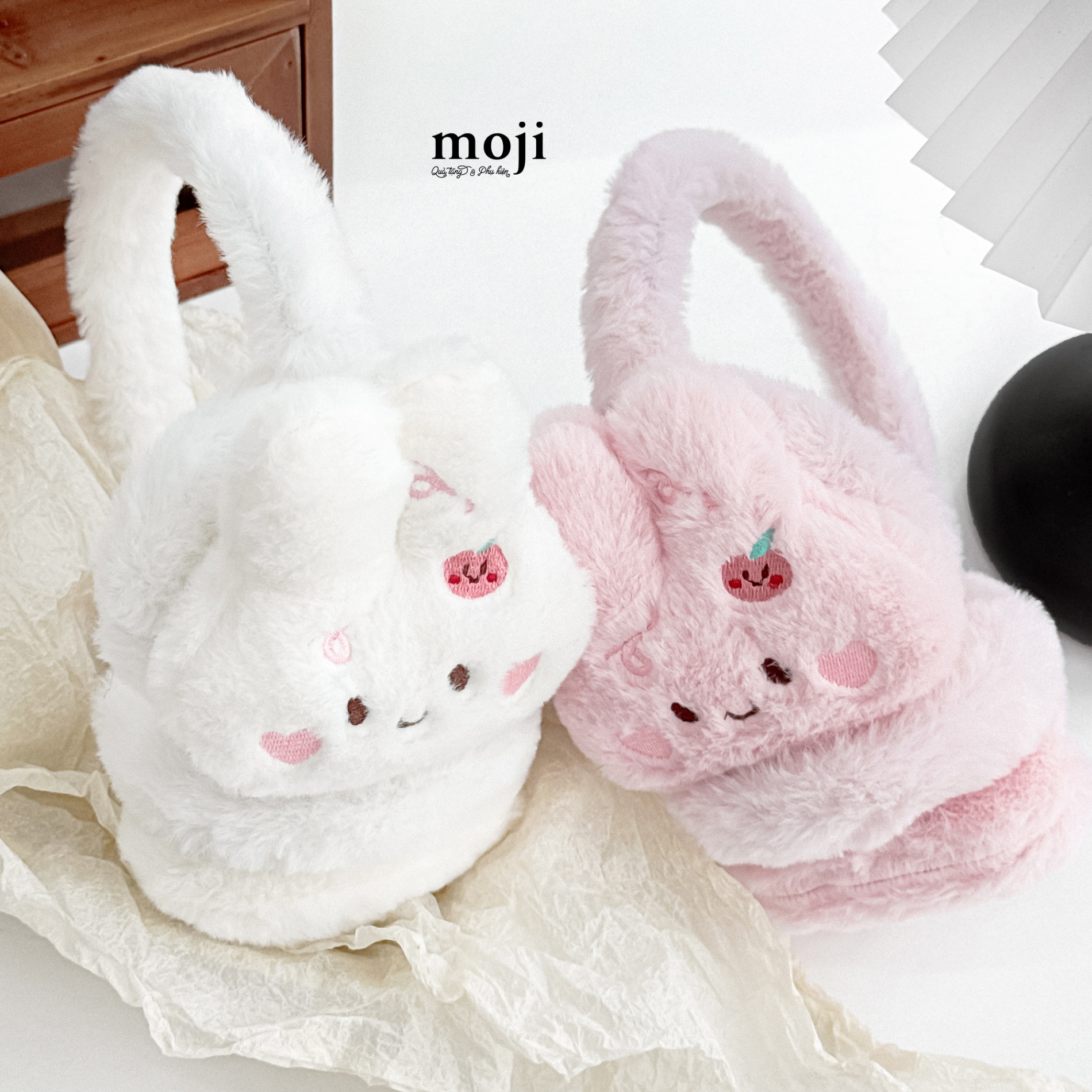 Bịt tai len Rabbit face fruit má trái tim