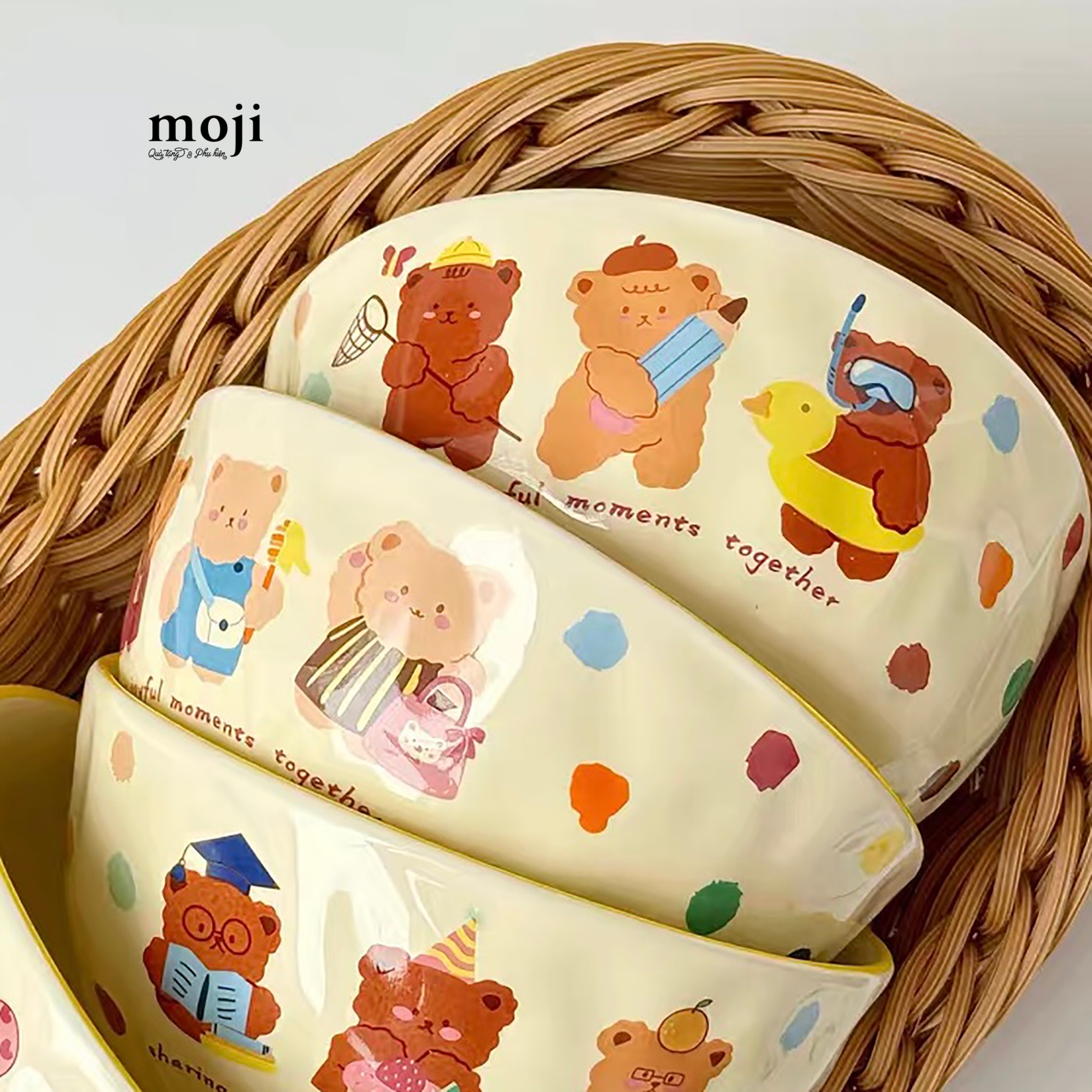 Chén bát gốm sứ Baby bear sharing joyful moments together chấm bi màu sắc 6x11