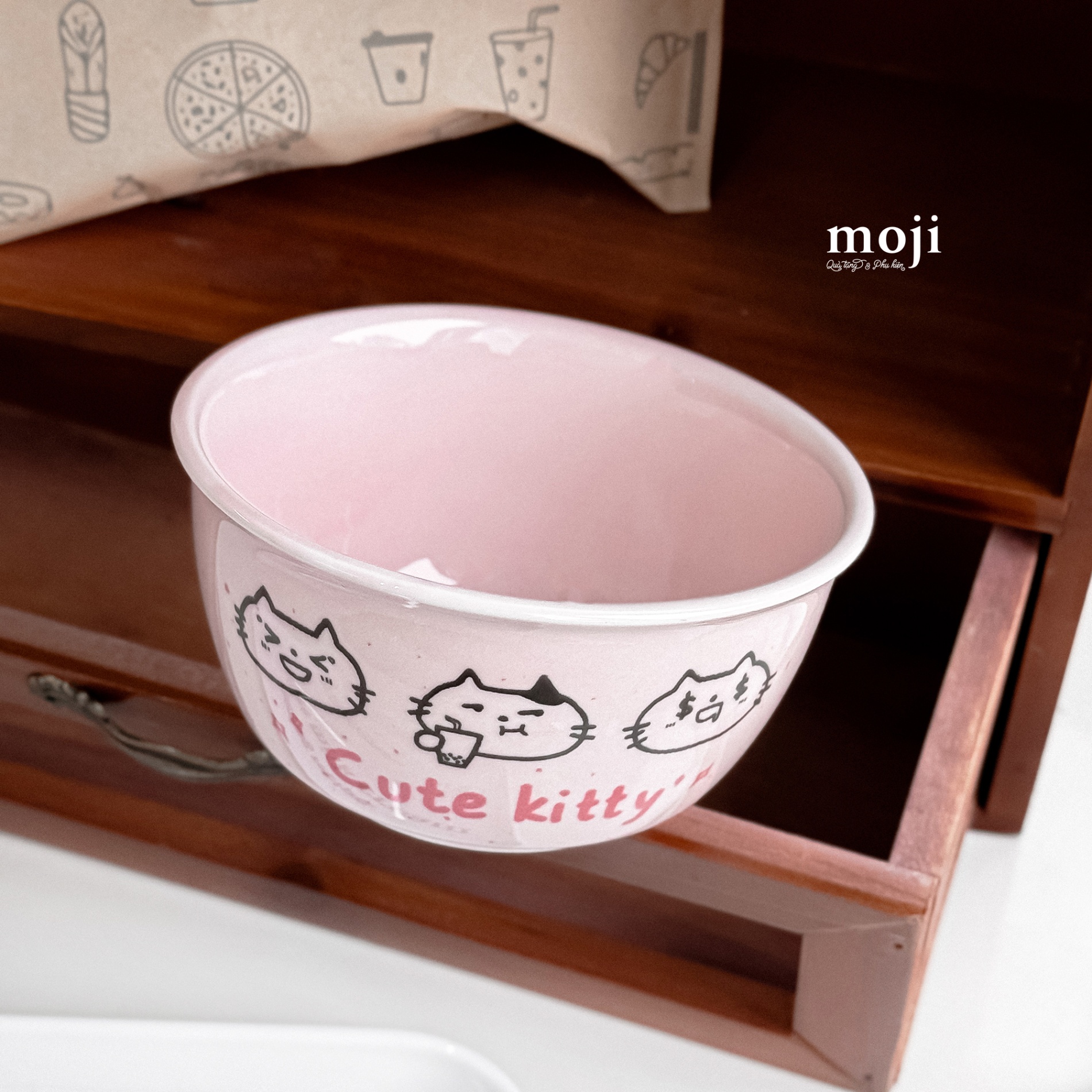 Chén bát gốm sứ Cute kitty cat face happily together nền chấm bi 6x11