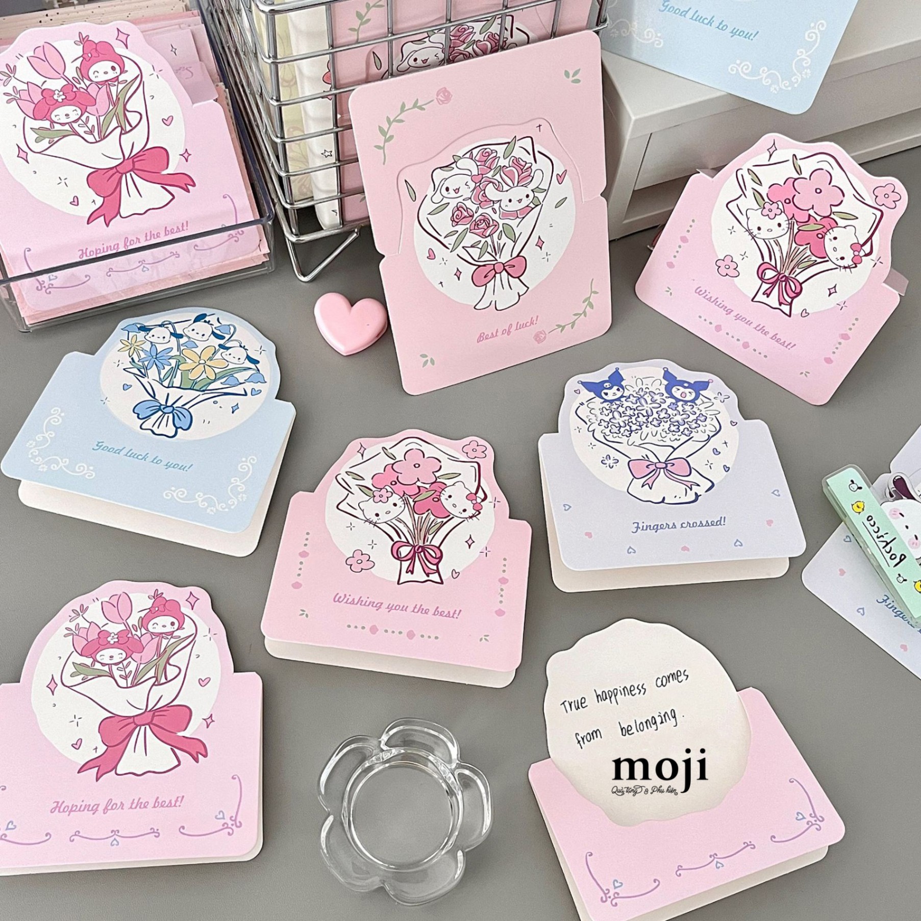 Thiệp cắt hình Bó hoa Sanrio family face 9x10
