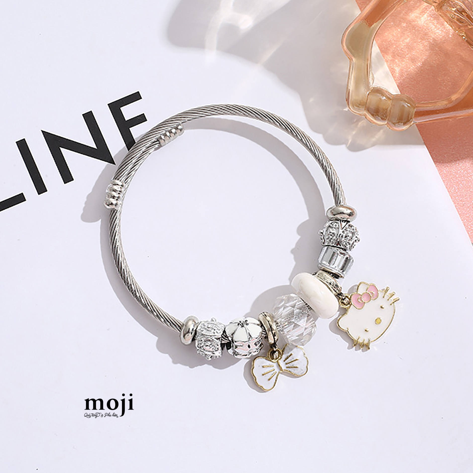 Vòng tay charm Sanrio family Hello Kitty face bow nơ flower