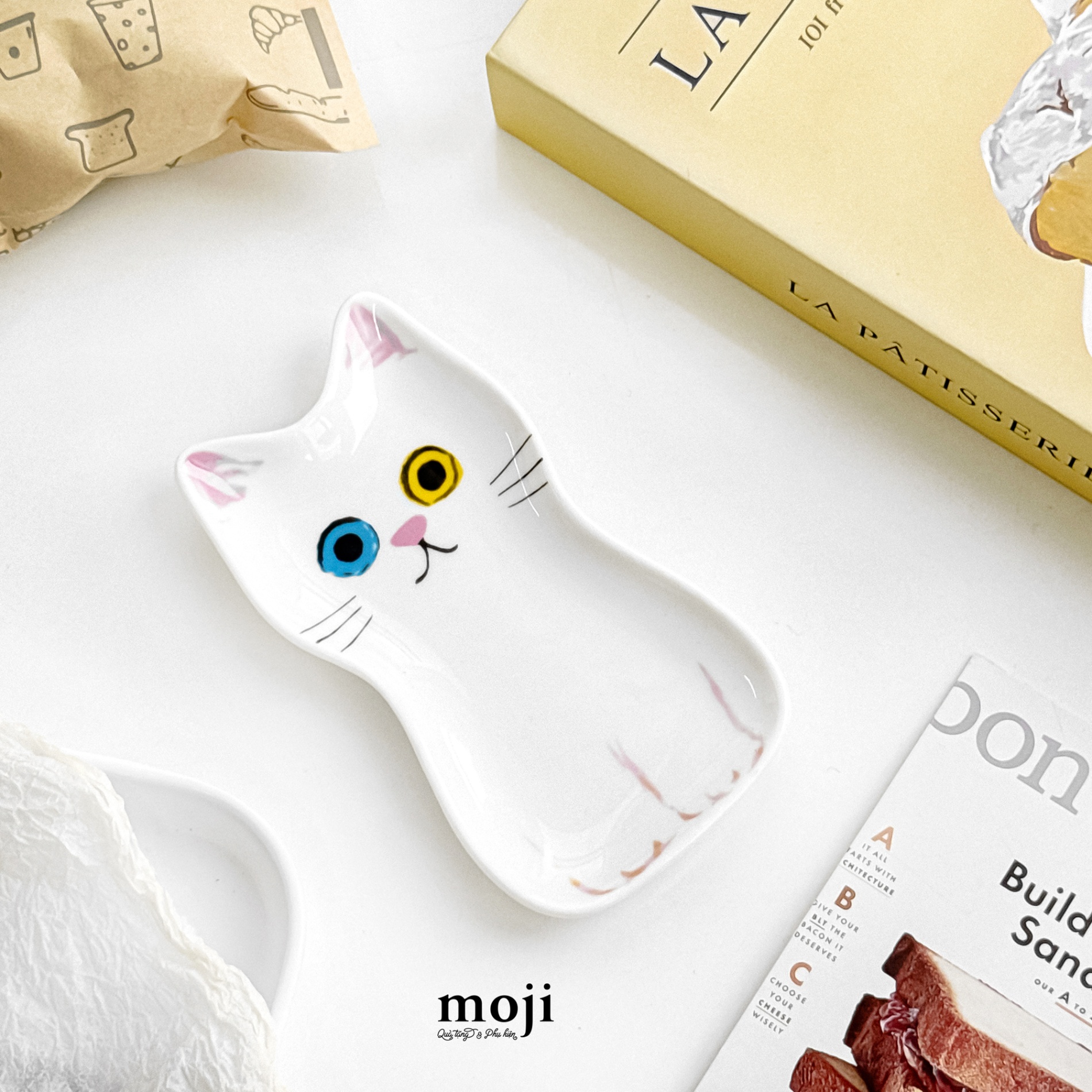 Đĩa gốm sứ mini Cute cat mắt tròn ngồi có tai 6x13