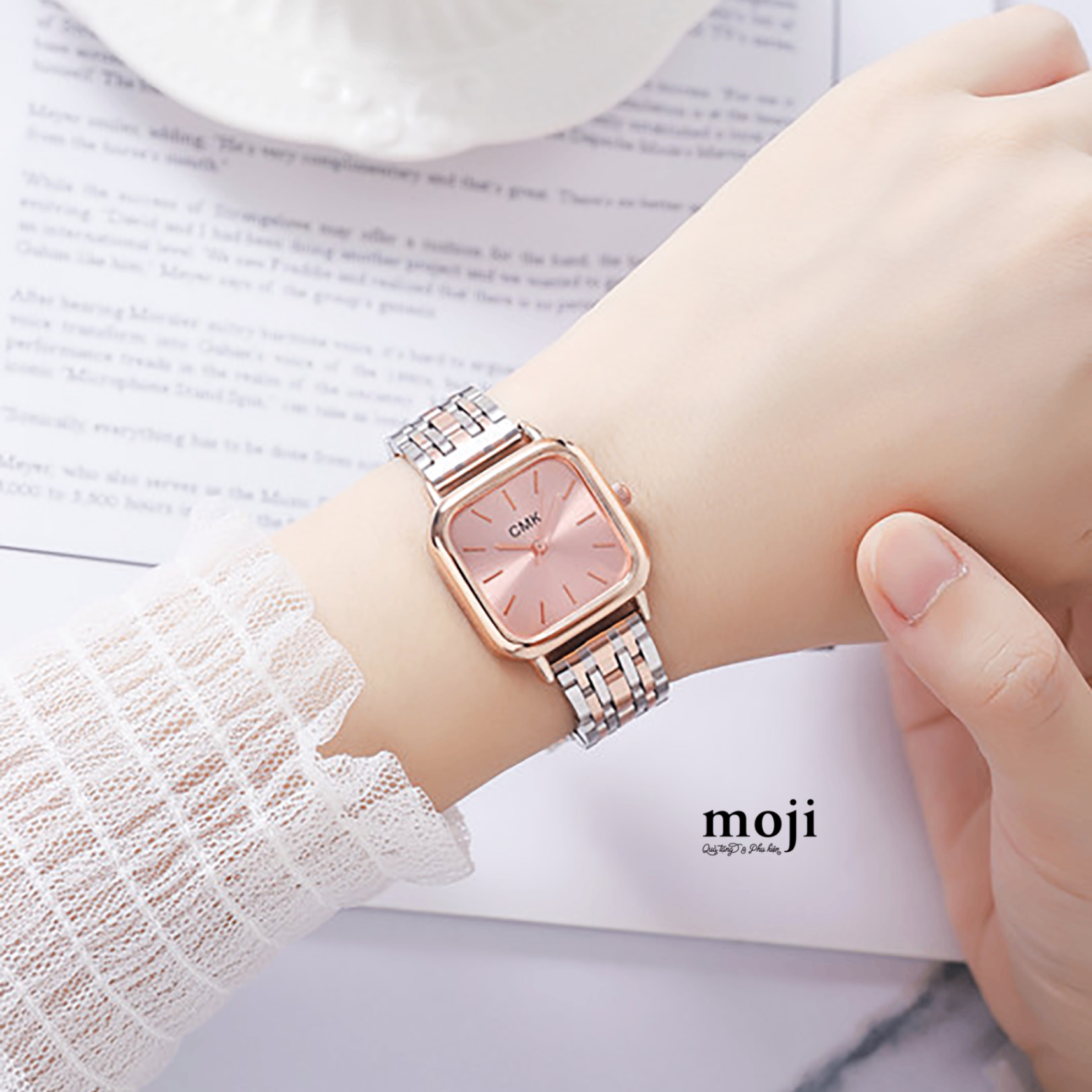 Đồng hồ MJ dây kim loại CMK mặt vuông bo góc vạch số dây phối màu 20mm