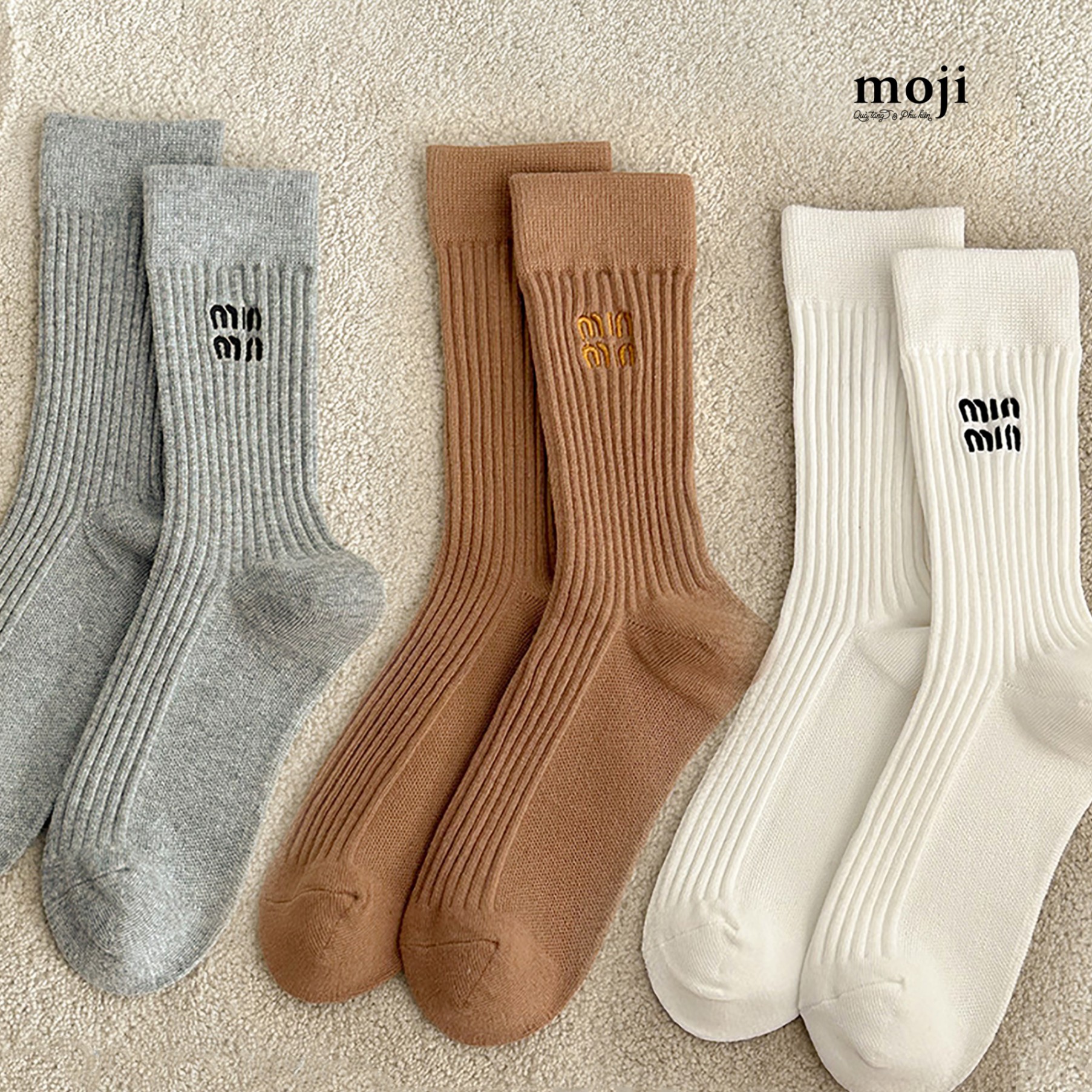 Tất vớ cổ cao Min min nền màu sọc dọc