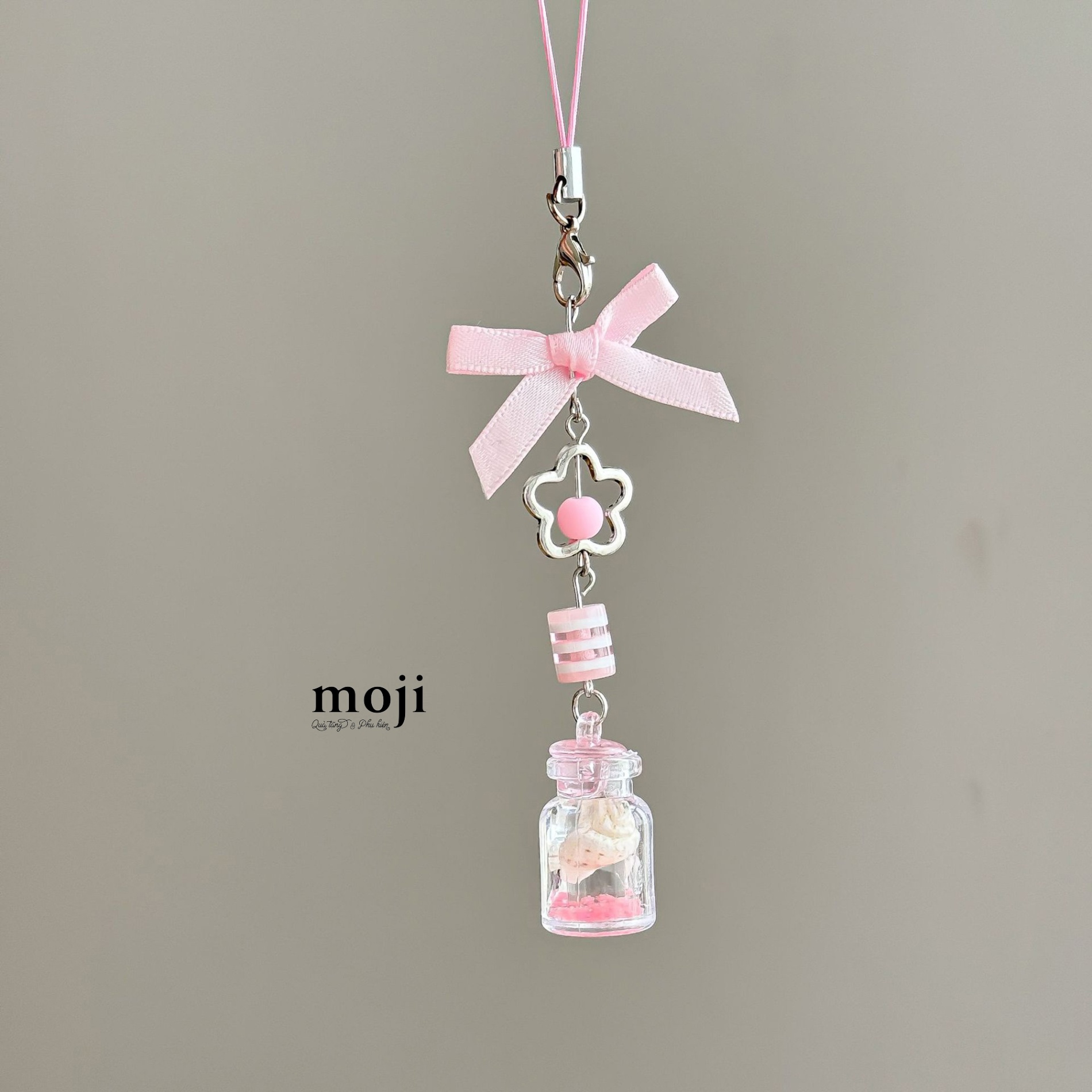 Móc đeo điện thoại Lọ điều ước flower bow nơ