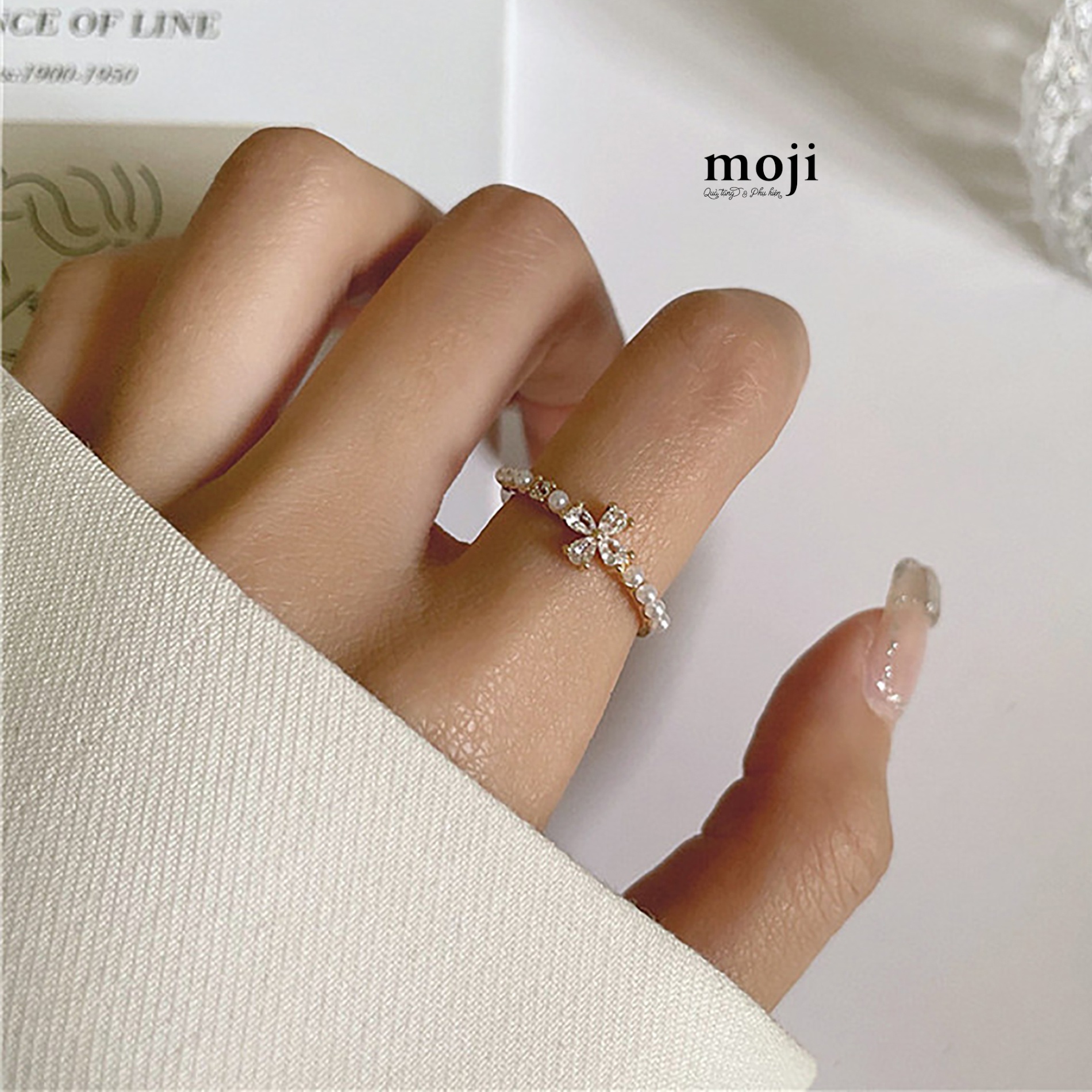 Nhẫn MJ Flower đính đá ngọc trai
