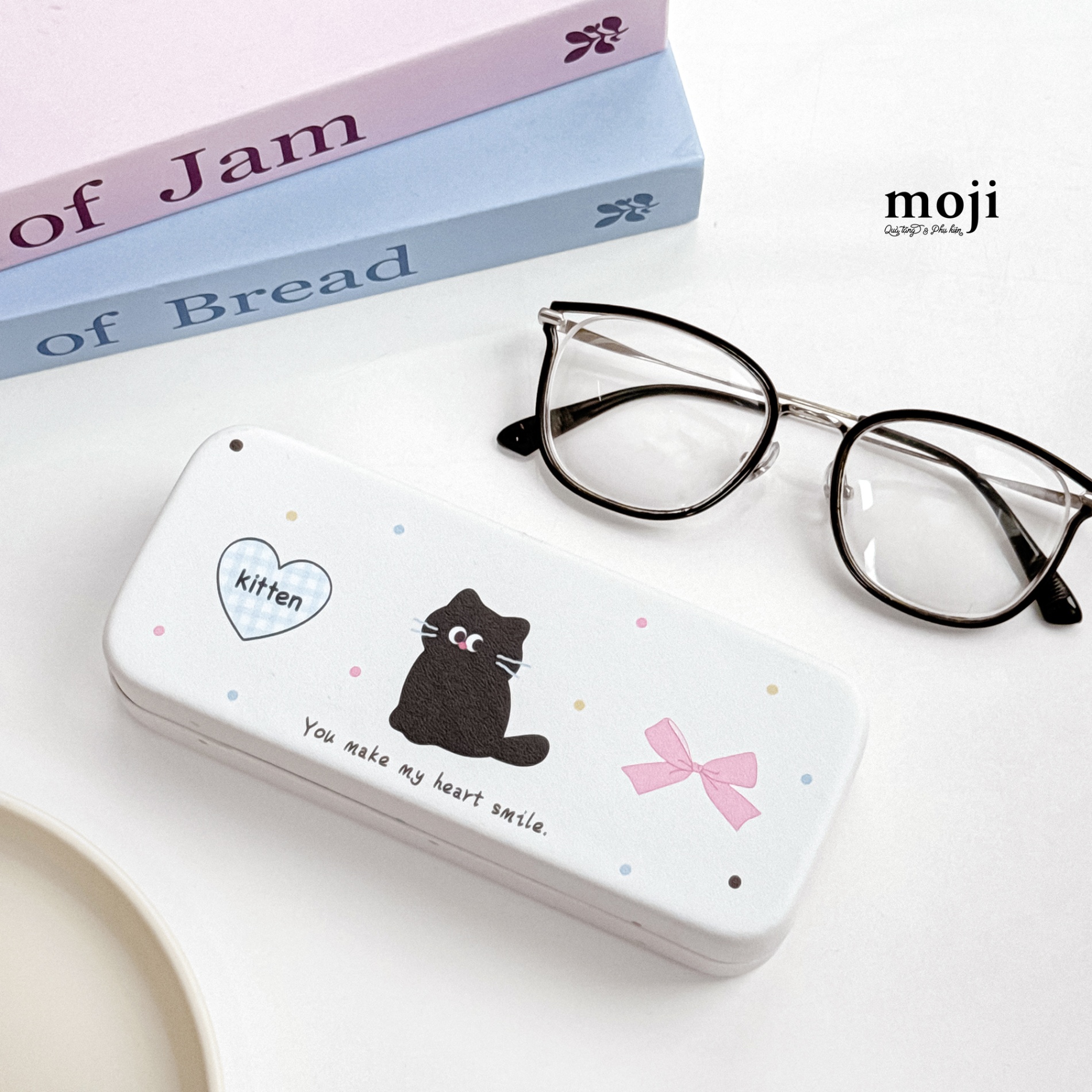 Hộp đựng kính bọc da Black cat bow nơ you make my heart smile chấm bi màu sắc 5x15