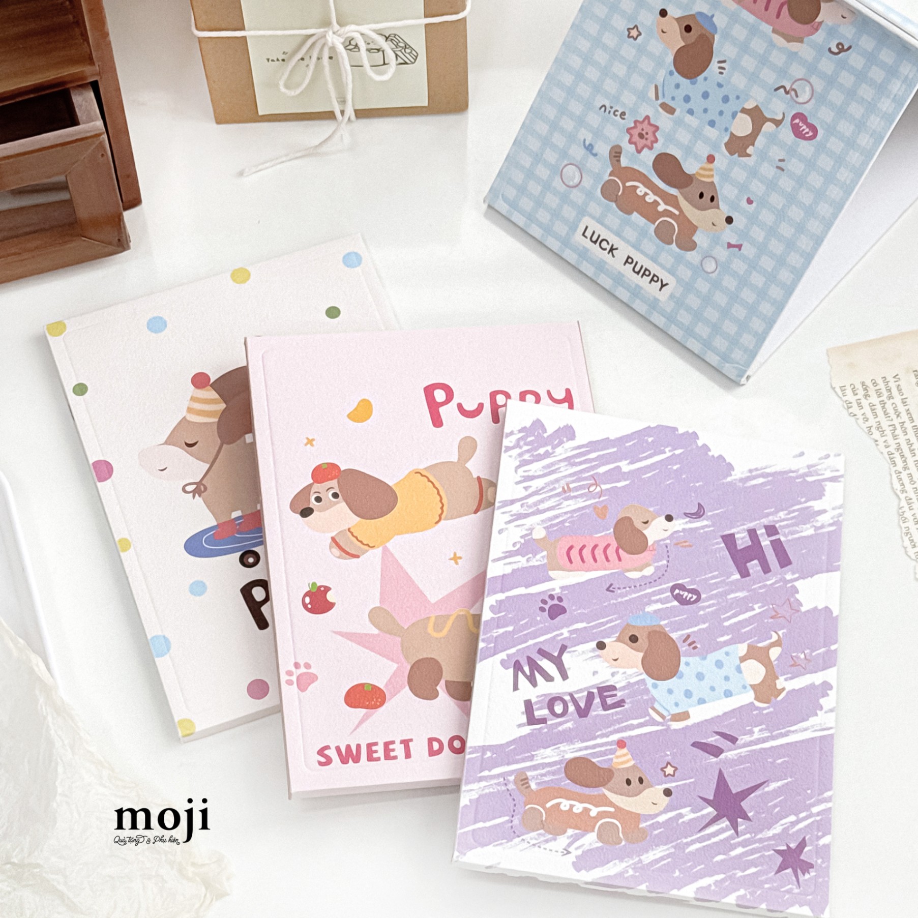 Gương gập để bàn Luck puppy sweet dog my love nền họa tiết 15x21