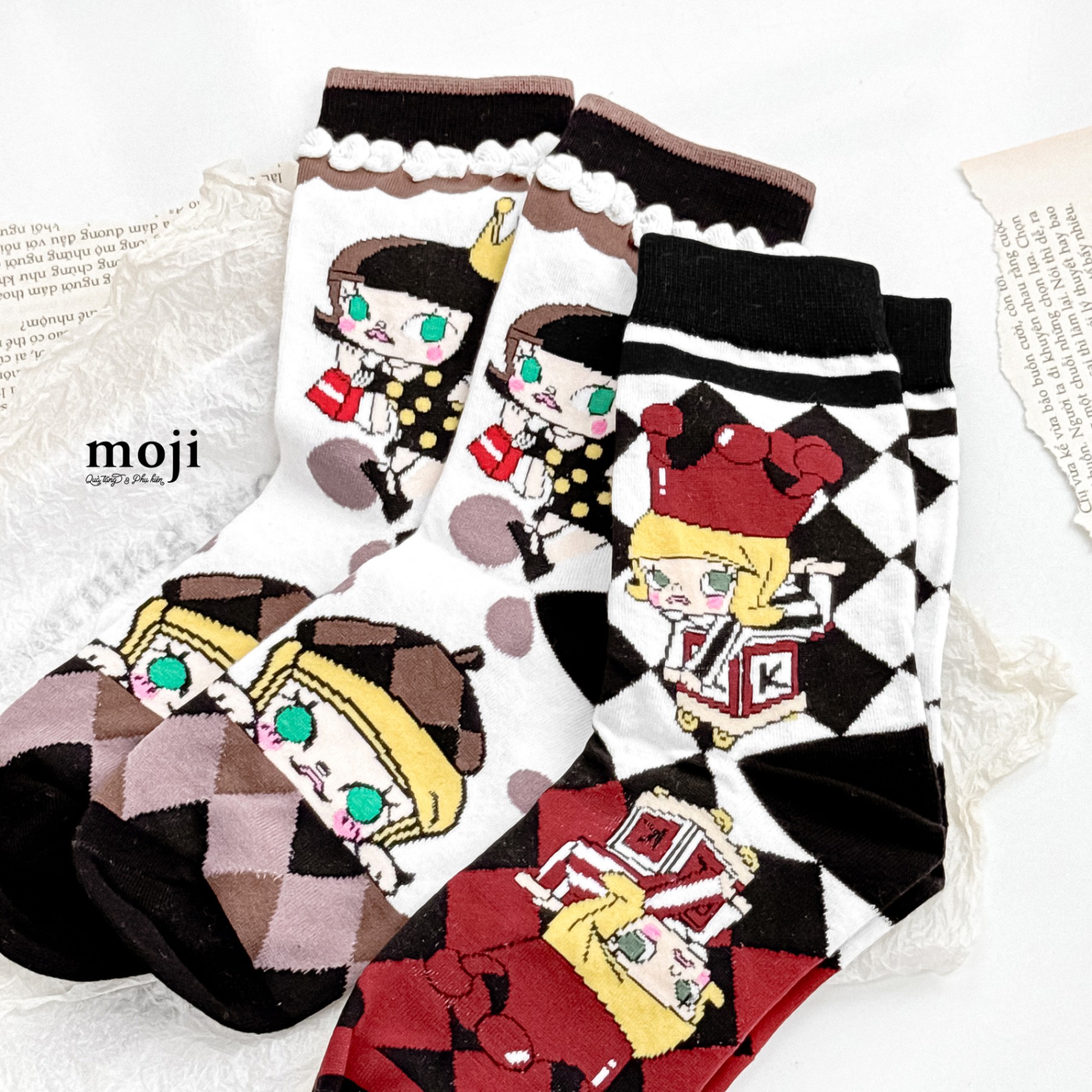 Tất vớ cổ cao unoff Molly nền chấm bi hình thoi