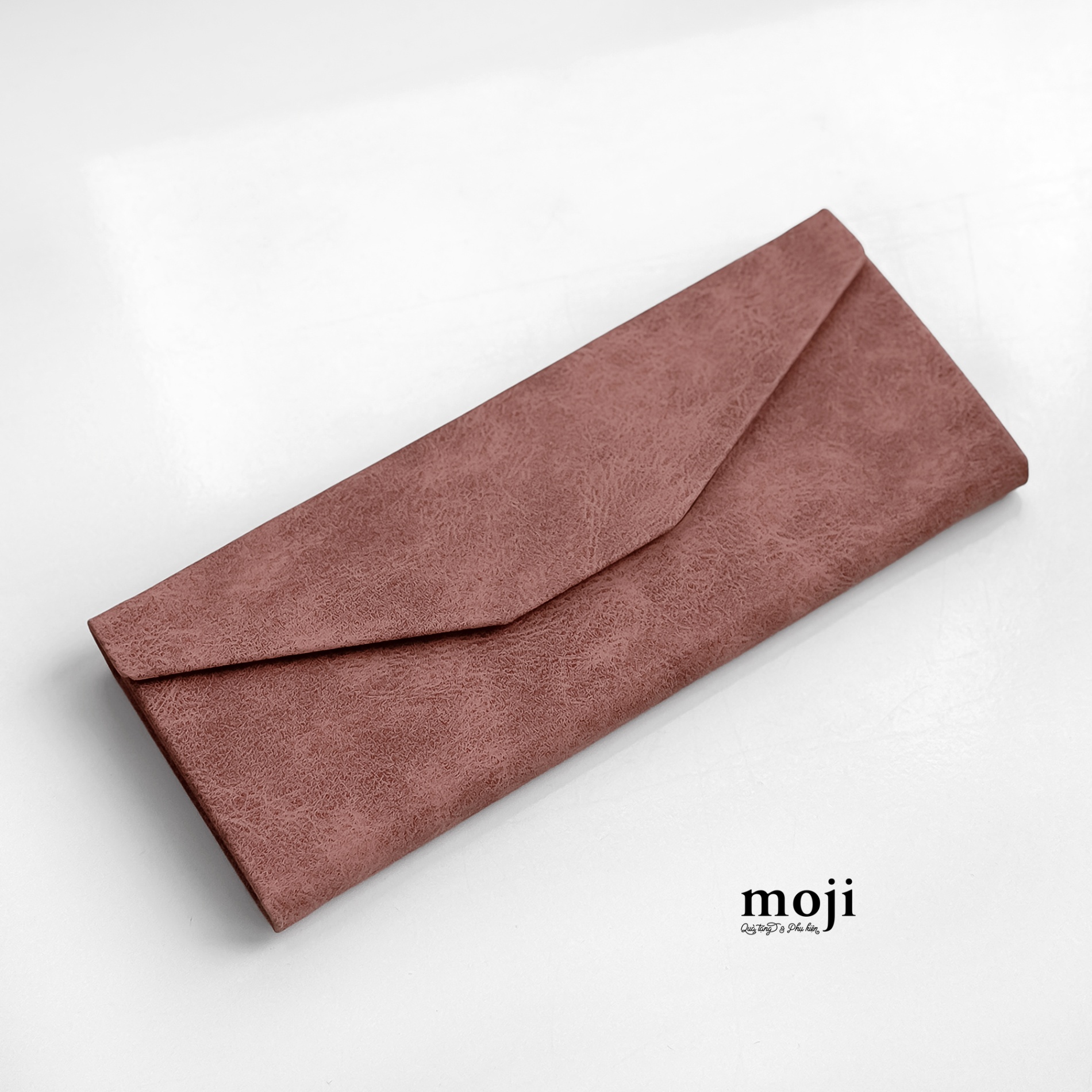 Hộp đựng kính bọc da gấp gọn Pink envelope dáng phong bì 6x6x16