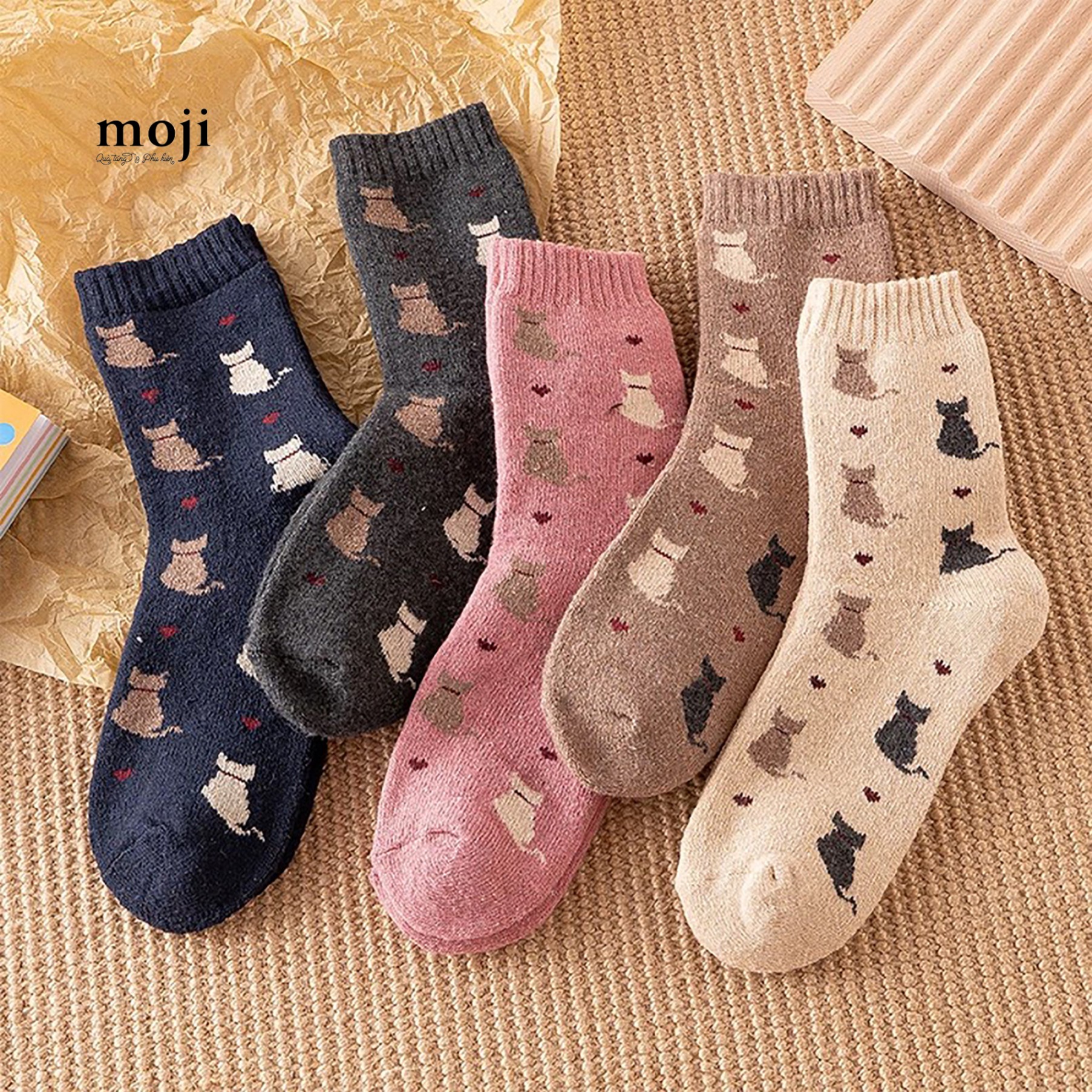 Tất vớ cổ cao Phía sau 1 chú mèo trái tim heart