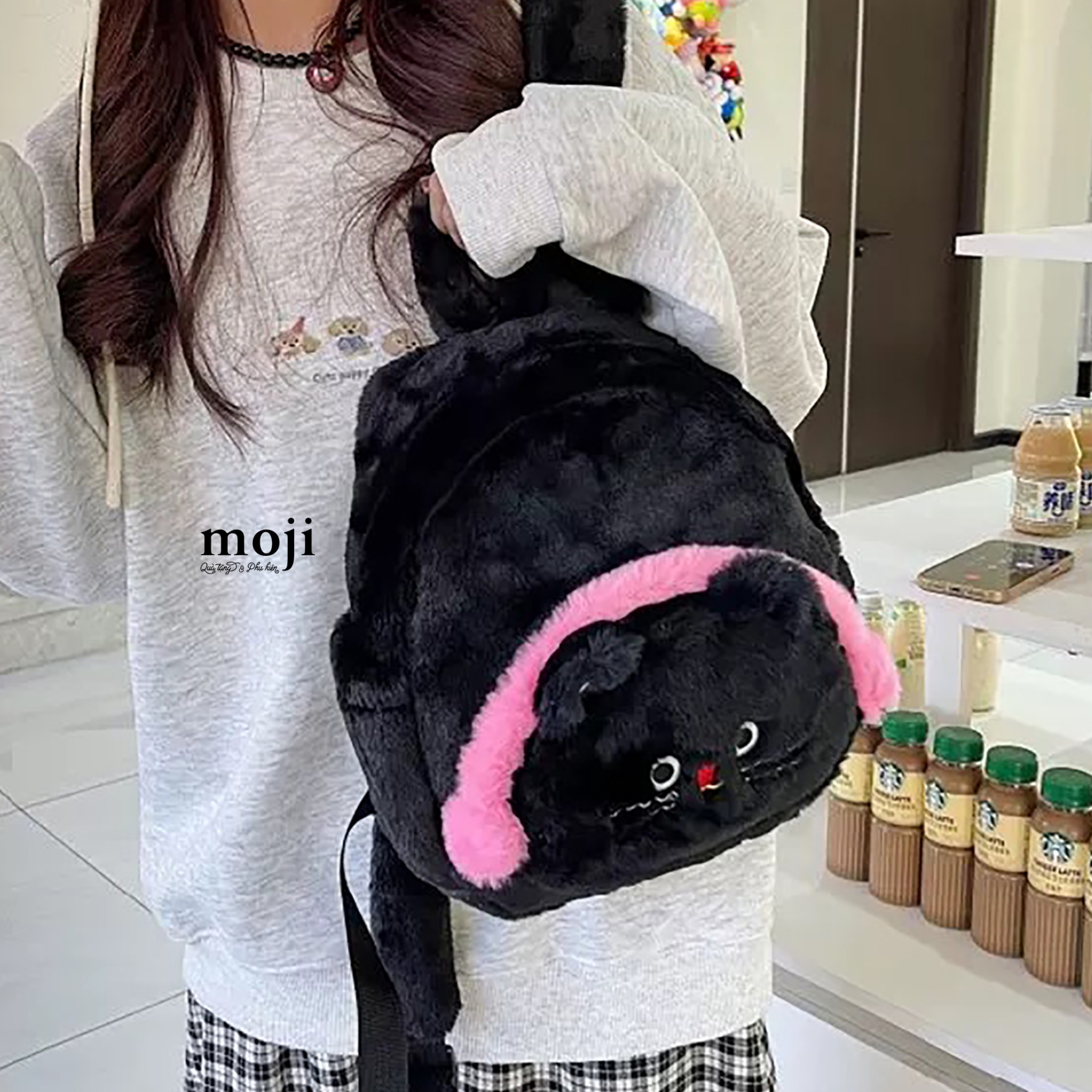 Balo vải lông xù Black cat face đeo tai nghe 10x22x25