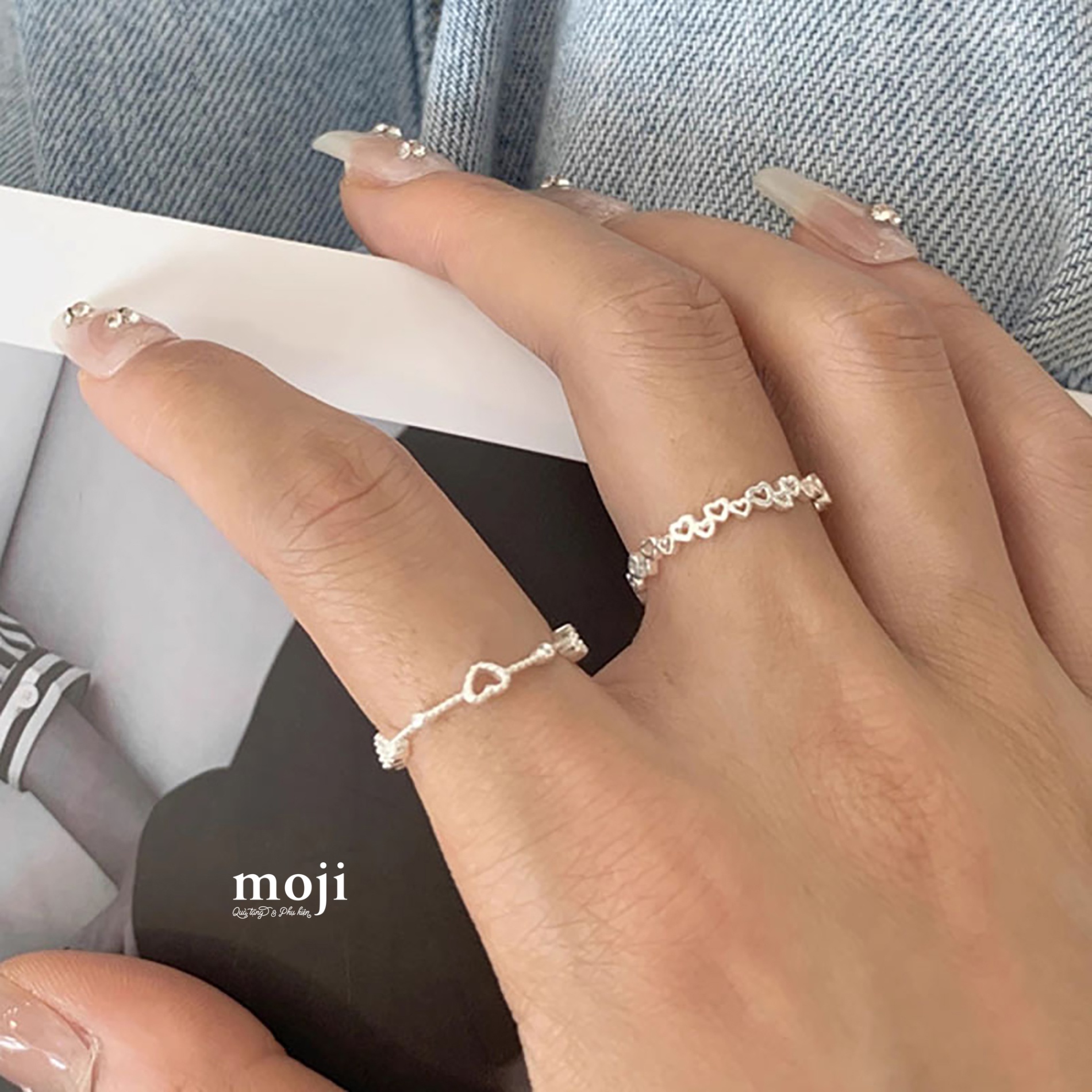 Nhẫn mạ bạc Little heart xếp lệch hàng