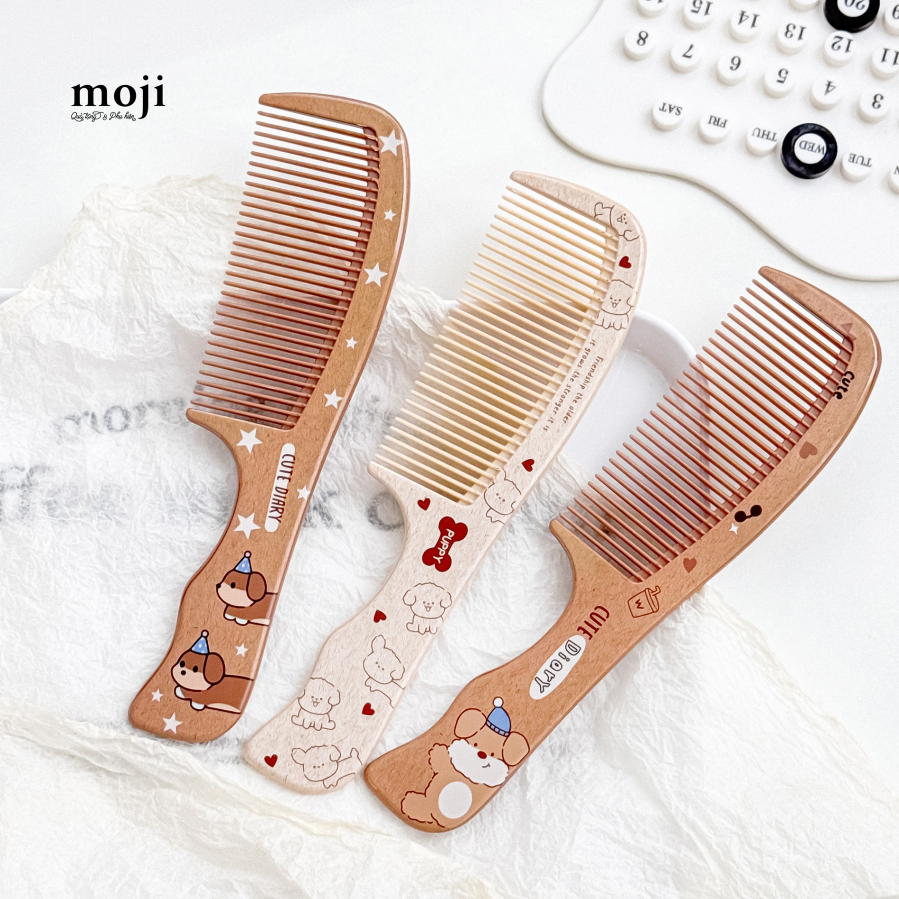 Lược nhựa răng khít Cute dog cute diary 20cm