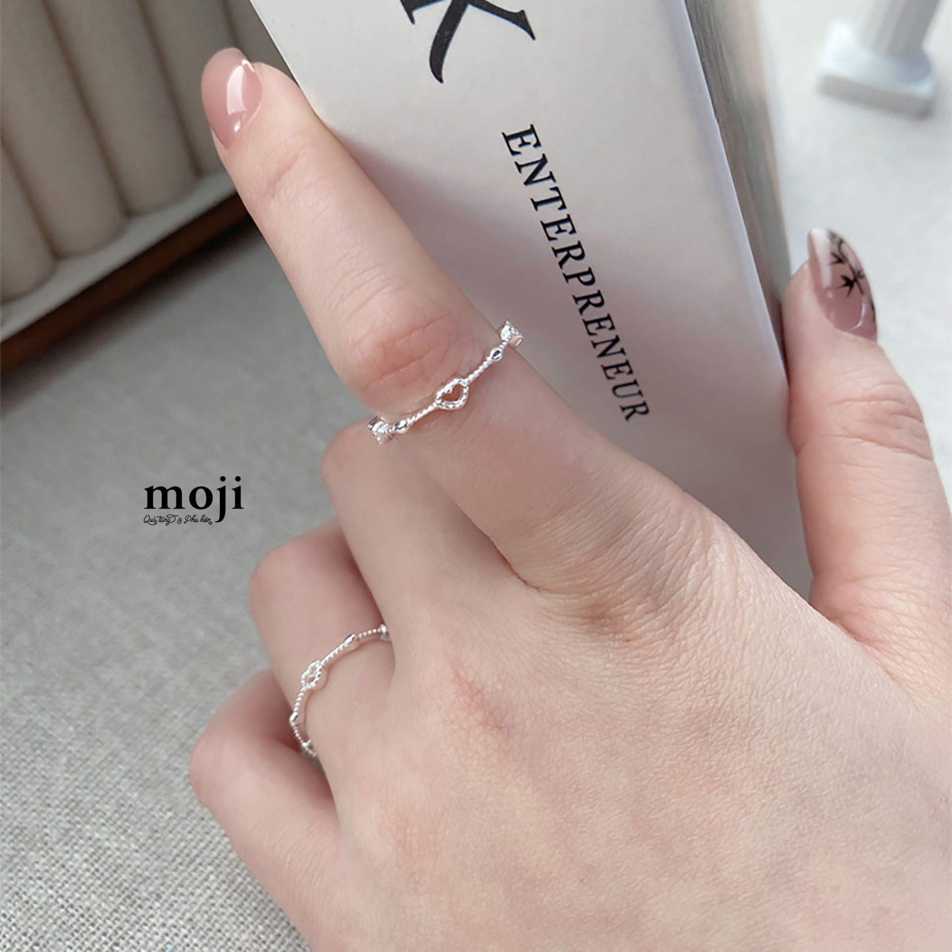 Nhẫn mạ bạc Heart viền hạt