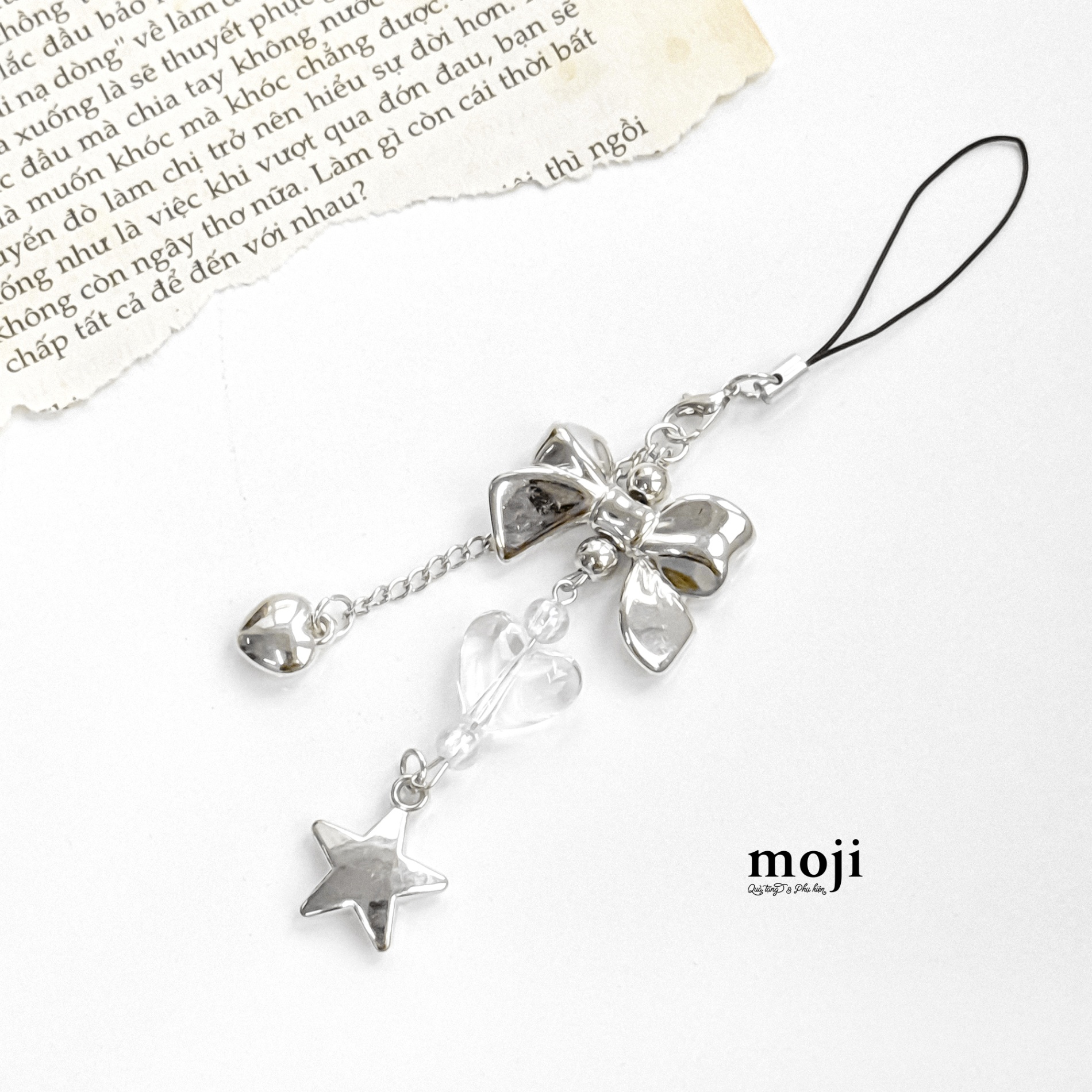 Móc đeo điện thoại Silver bow nơ heart ngôi sao