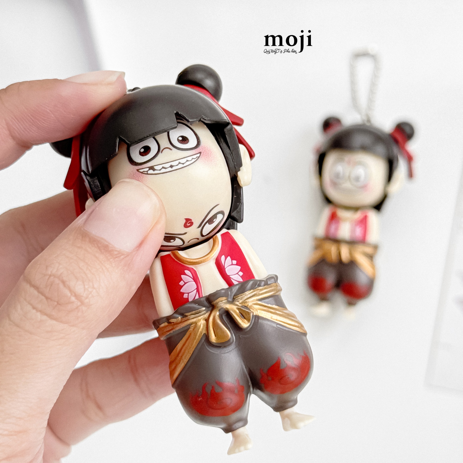 Móc khóa đồ chơi Na Tra đứng đổi mặt