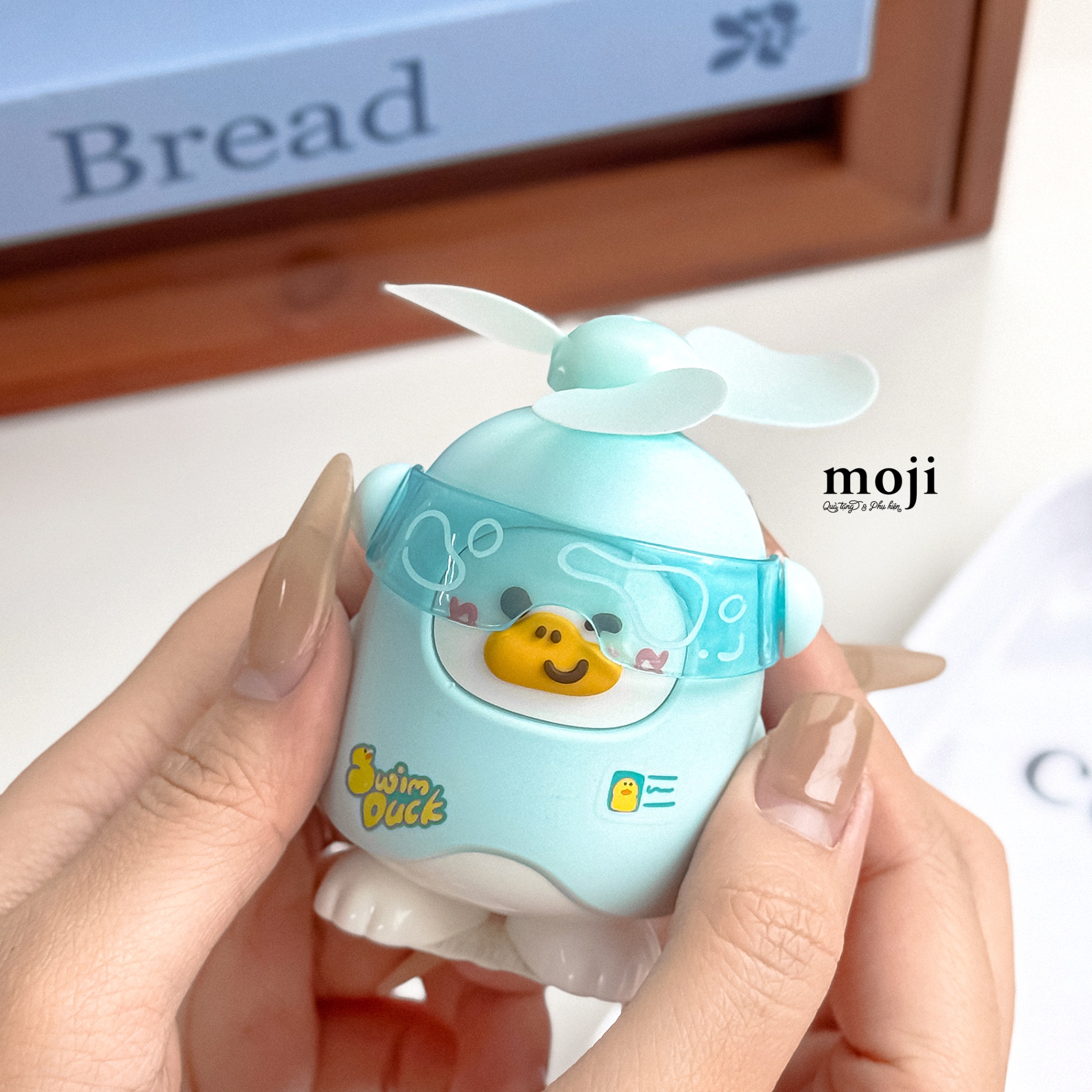 Quạt USB mini sạc tích điện Swim duck đứng