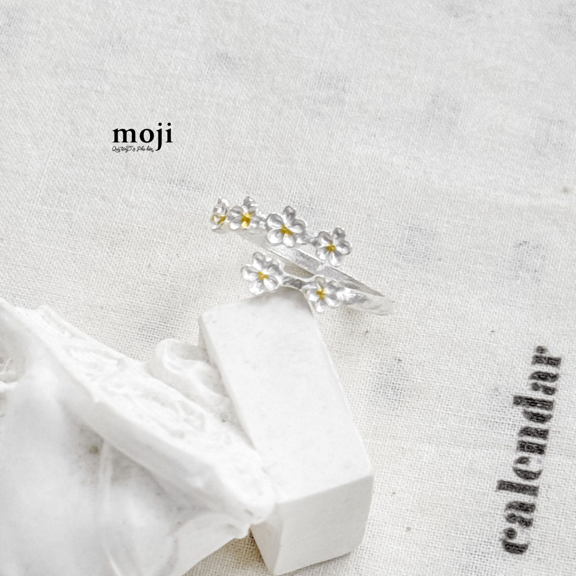 Nhẫn mạ bạc Little blooming flower