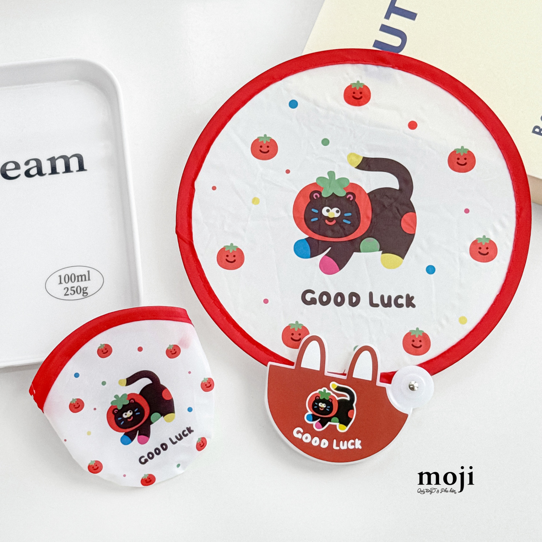 Quạt tròn gấp sáng tạo Black cat cosplay fruit good luck